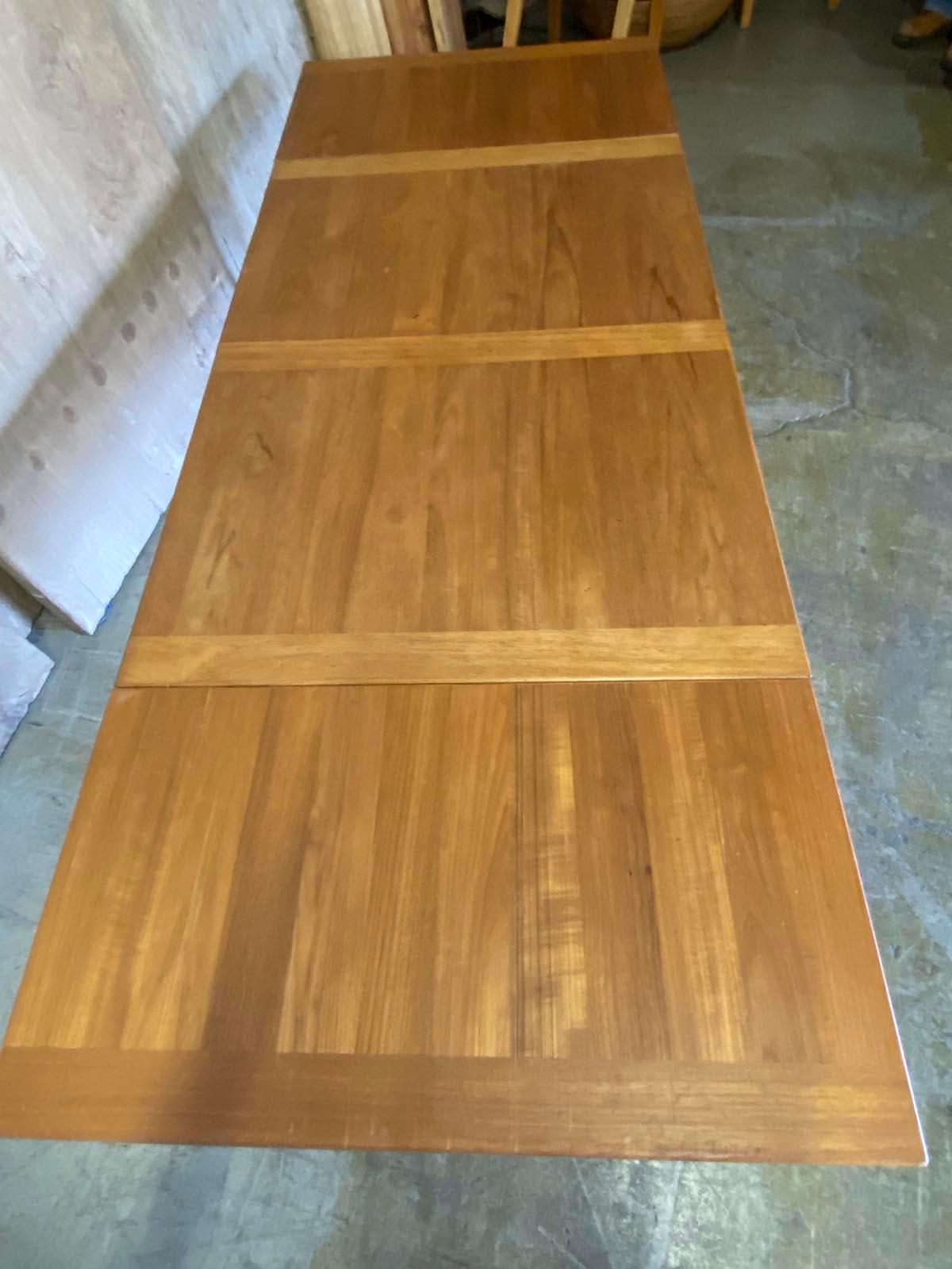 American Mid Century Teak Coffee table With Extensions For Sale