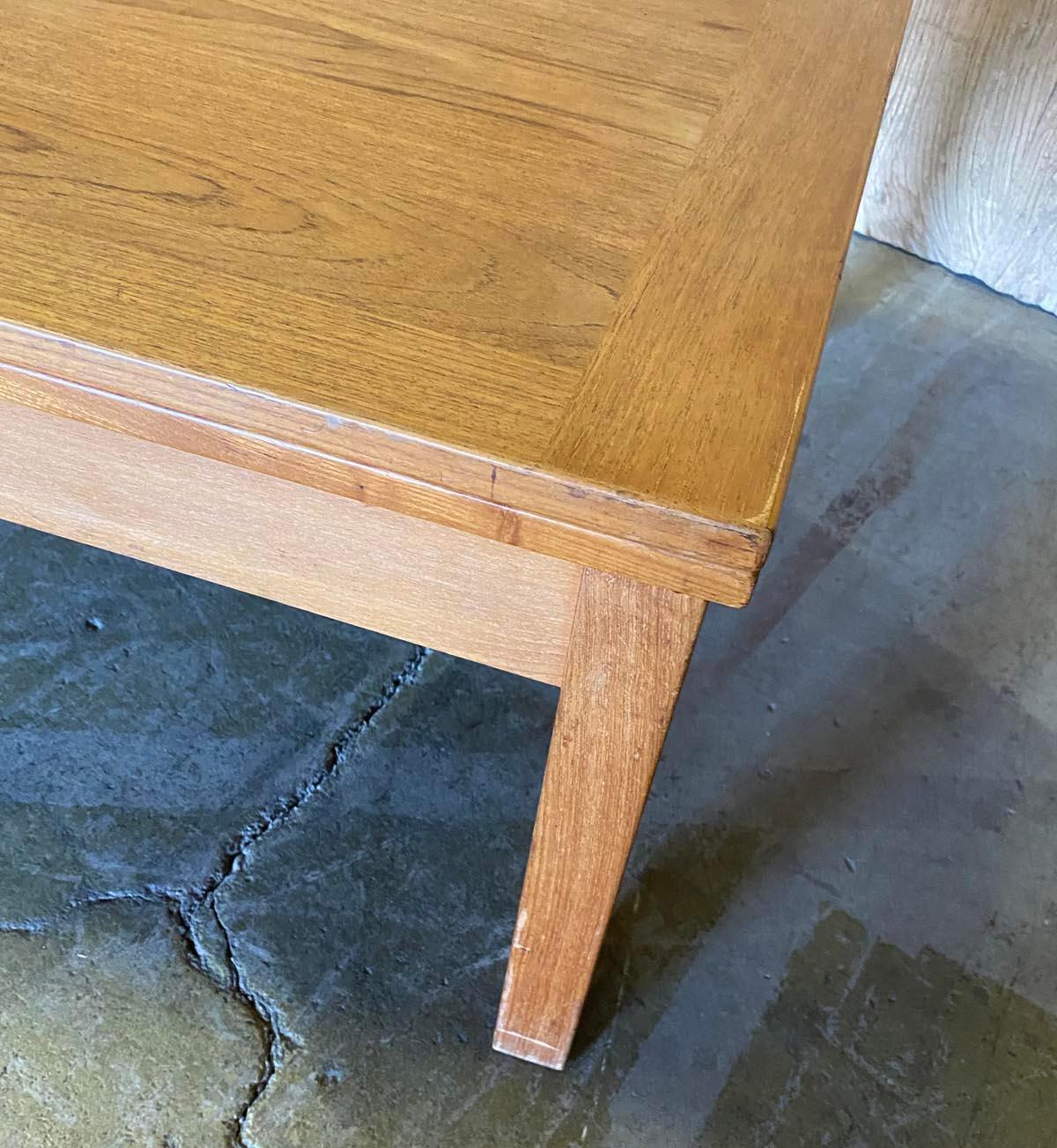 20th Century Mid Century Teak Coffee table With Extensions