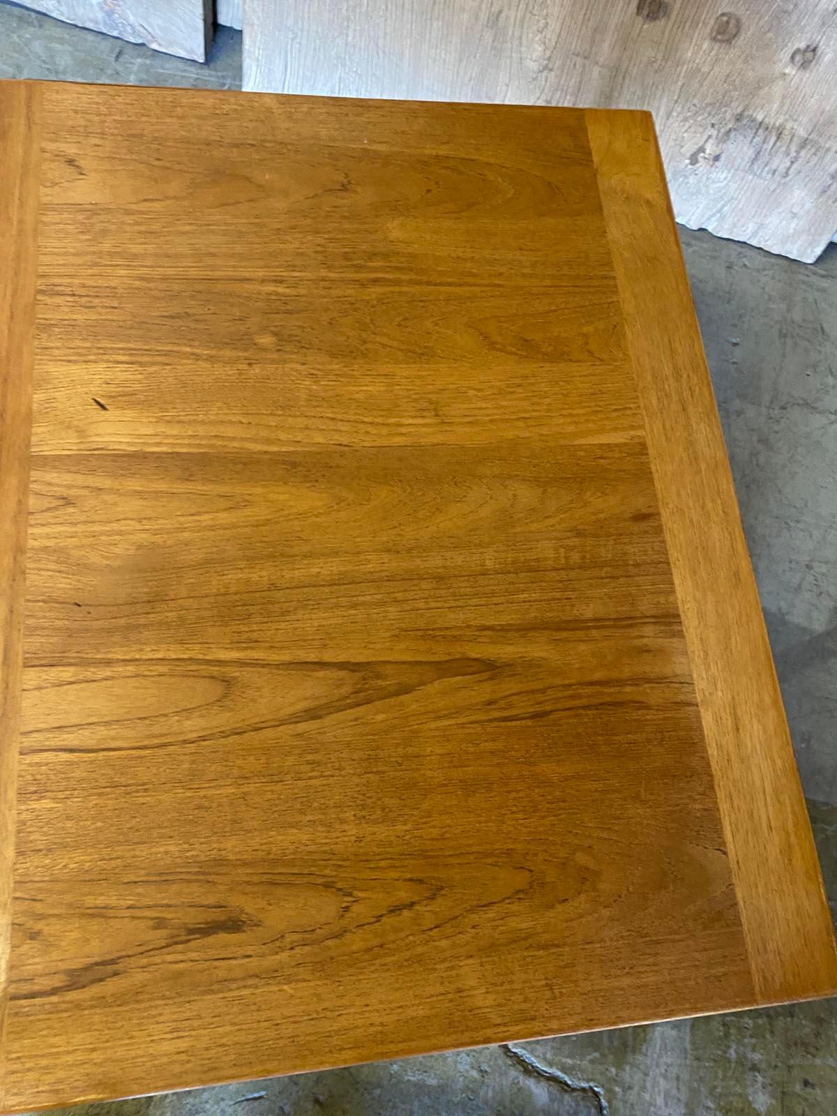 Mid Century Teak Coffee table With Extensions For Sale 2