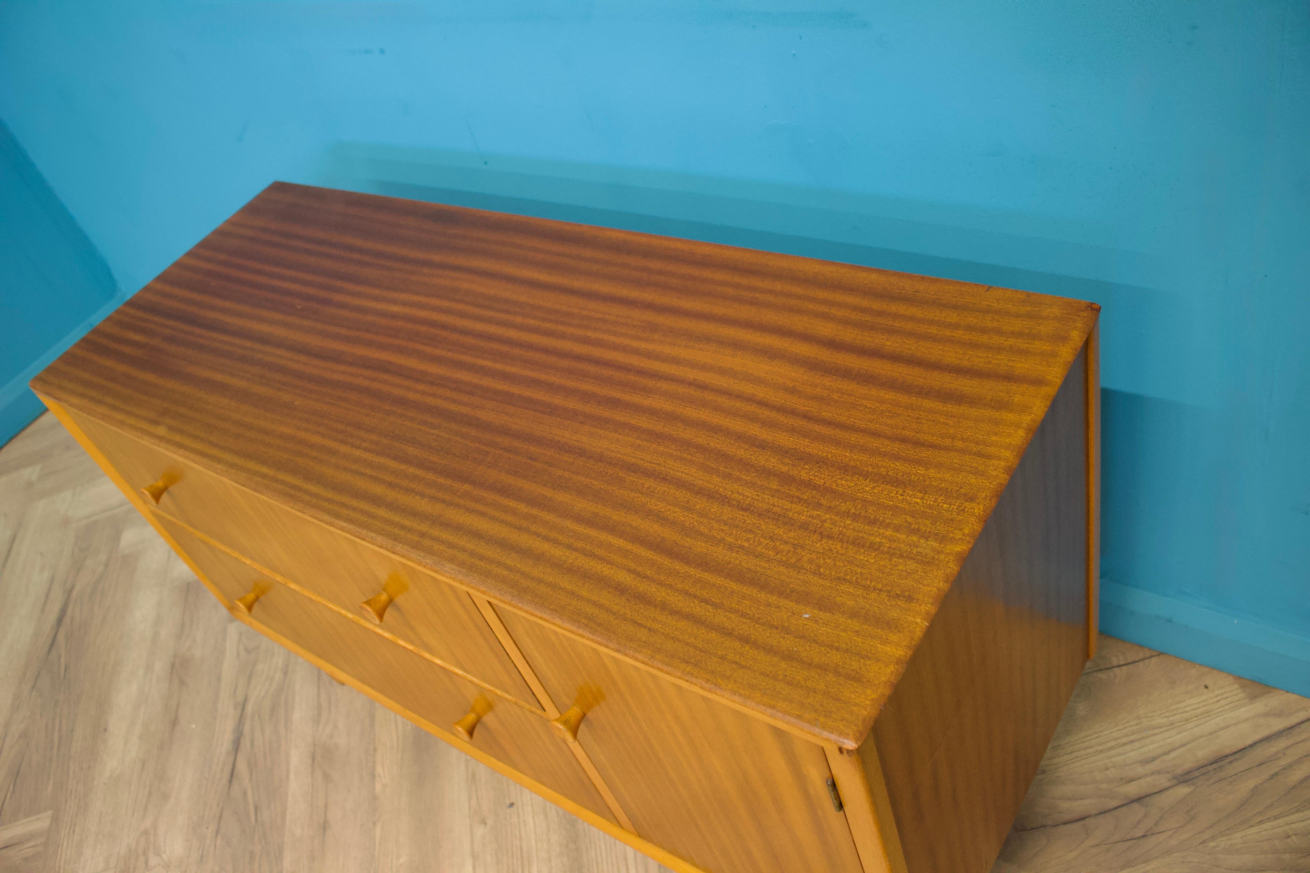 Teck Enfilade compact en teck du milieu du siècle dernier de CWS, années 1960 en vente