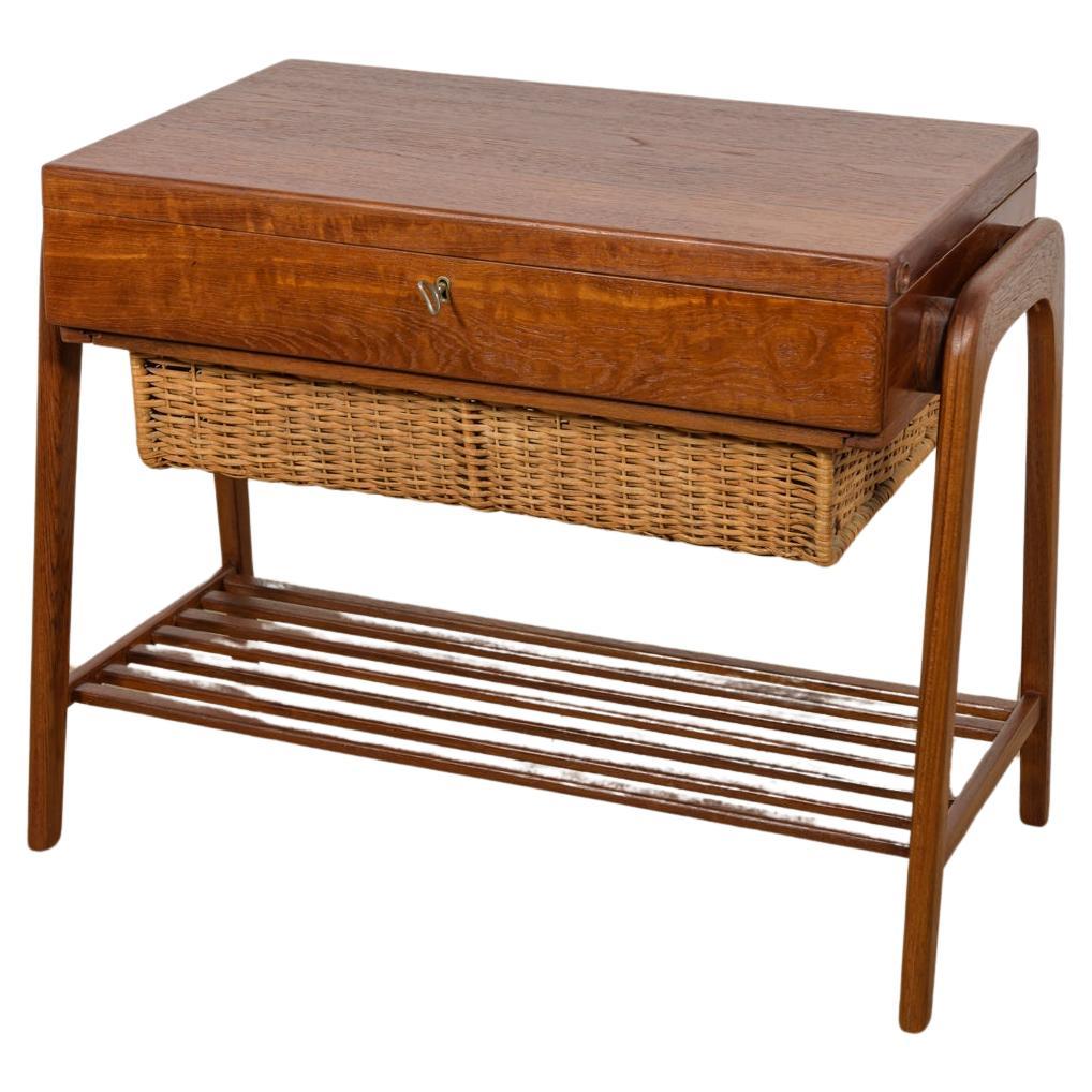 Metà secolo  Tavolo consolle in teak, Danimarca, anni '70