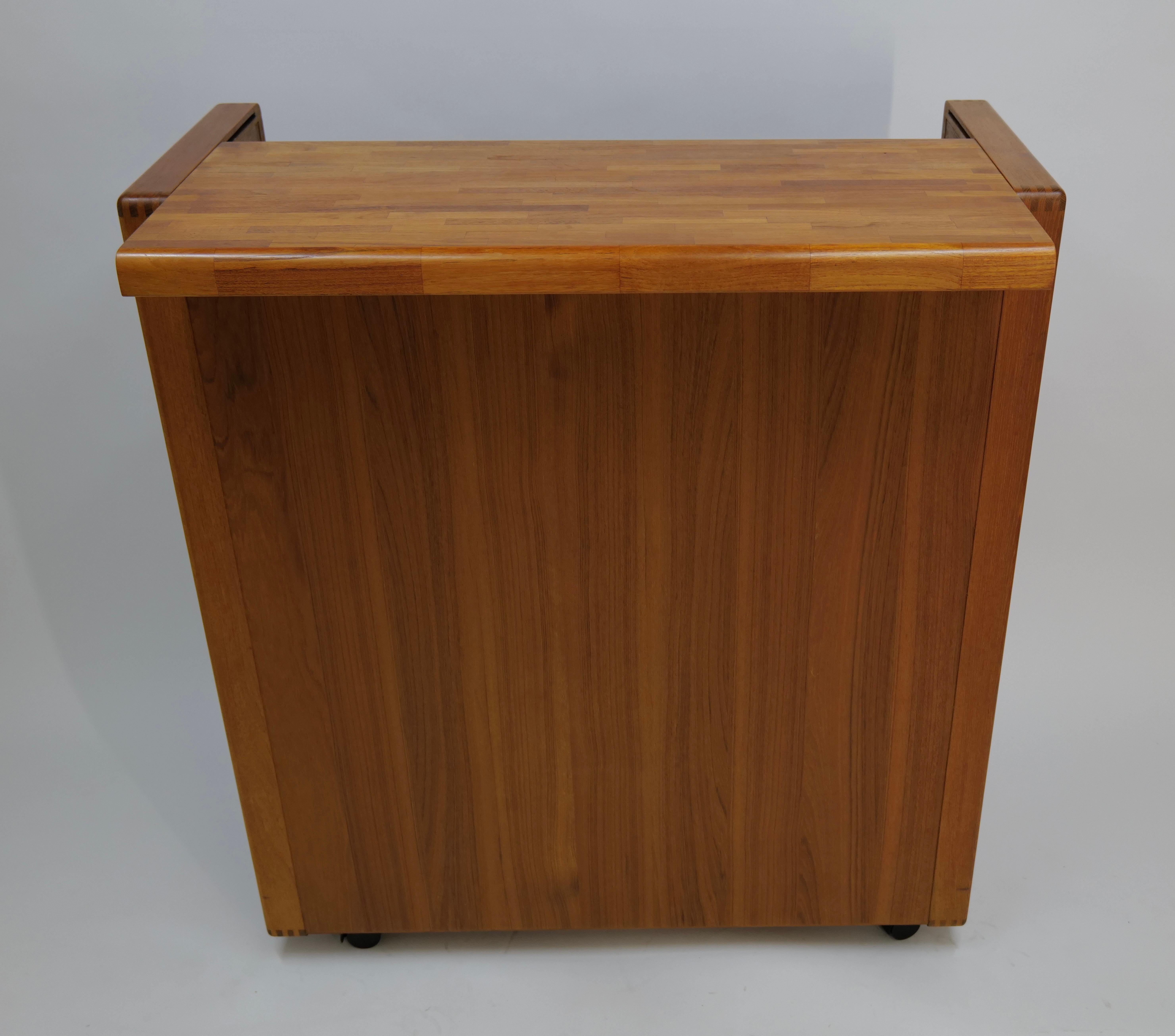Mid Century Teak Convertible Dry Bar 5