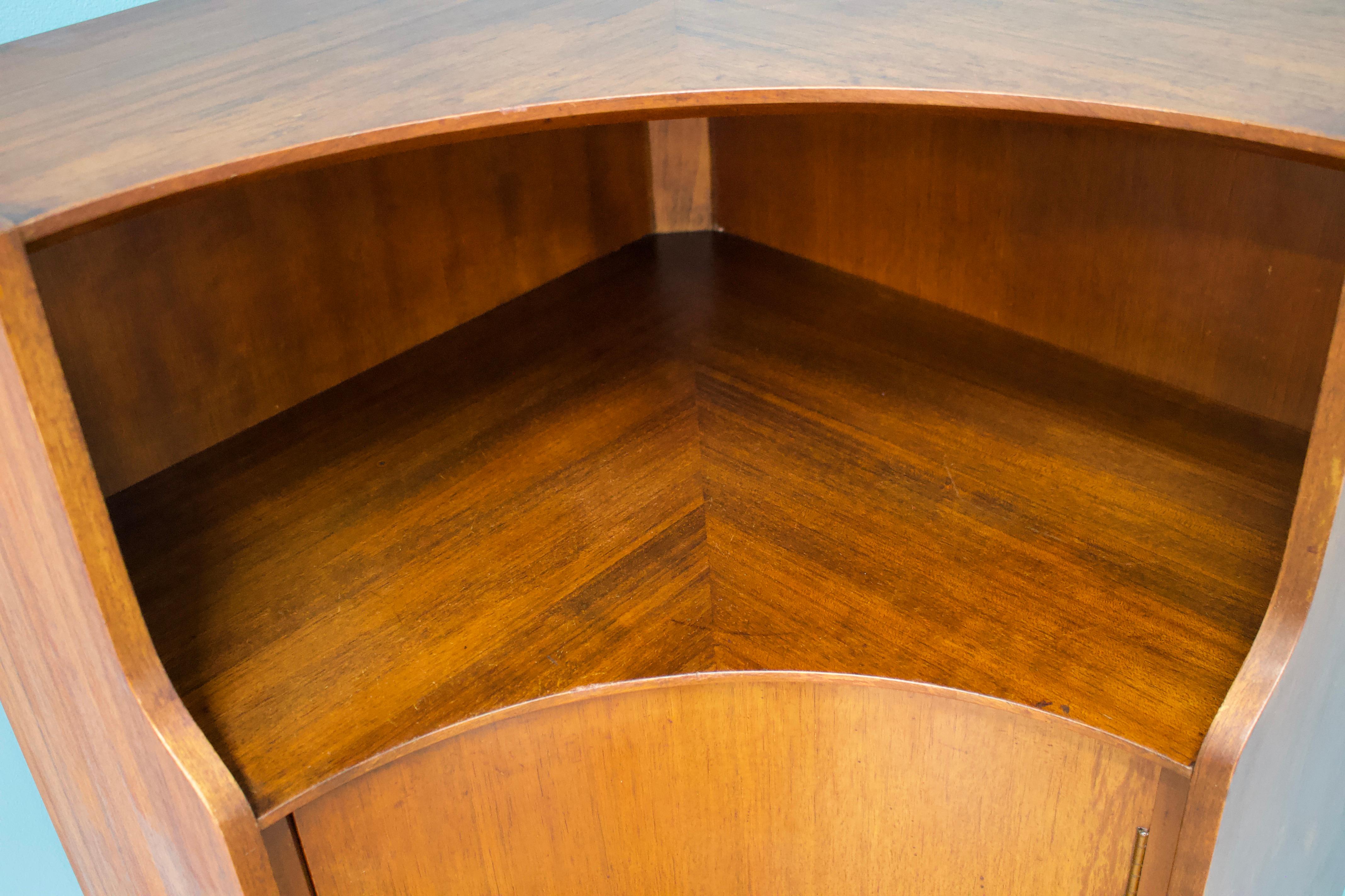 Mid Century Teak Corner Unit, 1960s In Good Condition In South Shields, GB