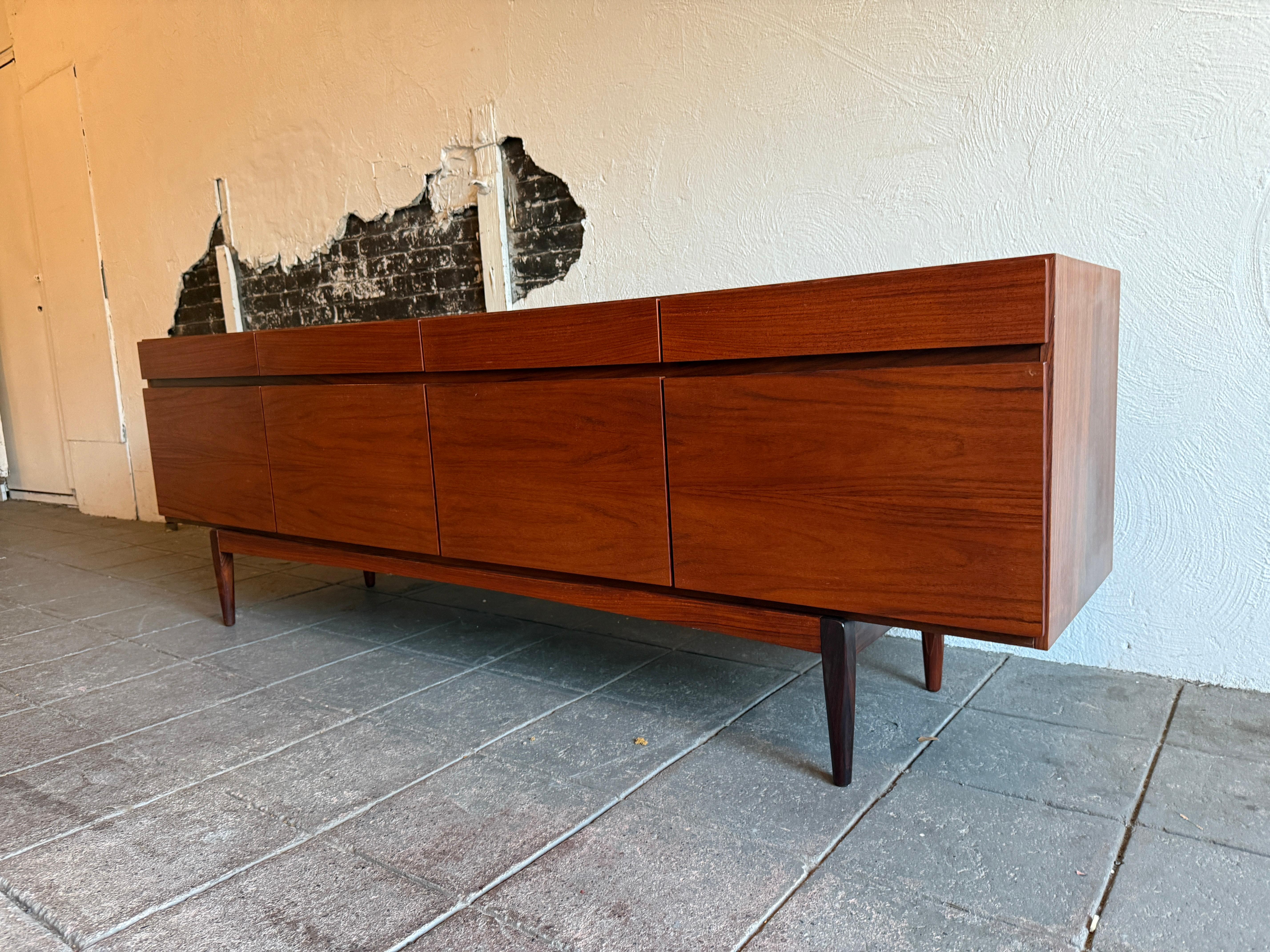 Mid century Rosewood Credenza by Ib Kofod-Larsen Faarup Møbelfabrik Model FA66 4