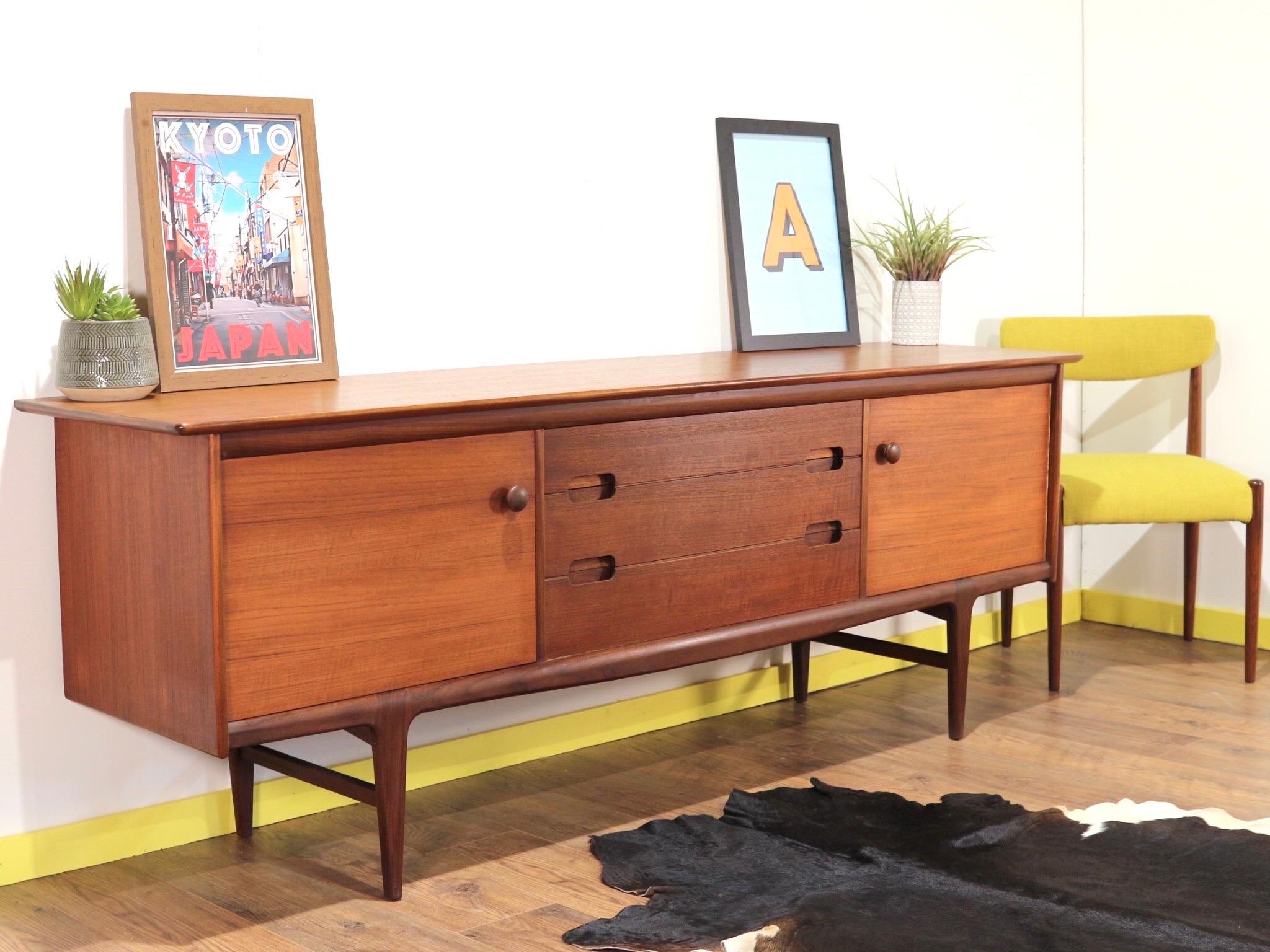 Mid-Century Teak Credenza by Younger Danish Style In Good Condition In Los Angeles, CA