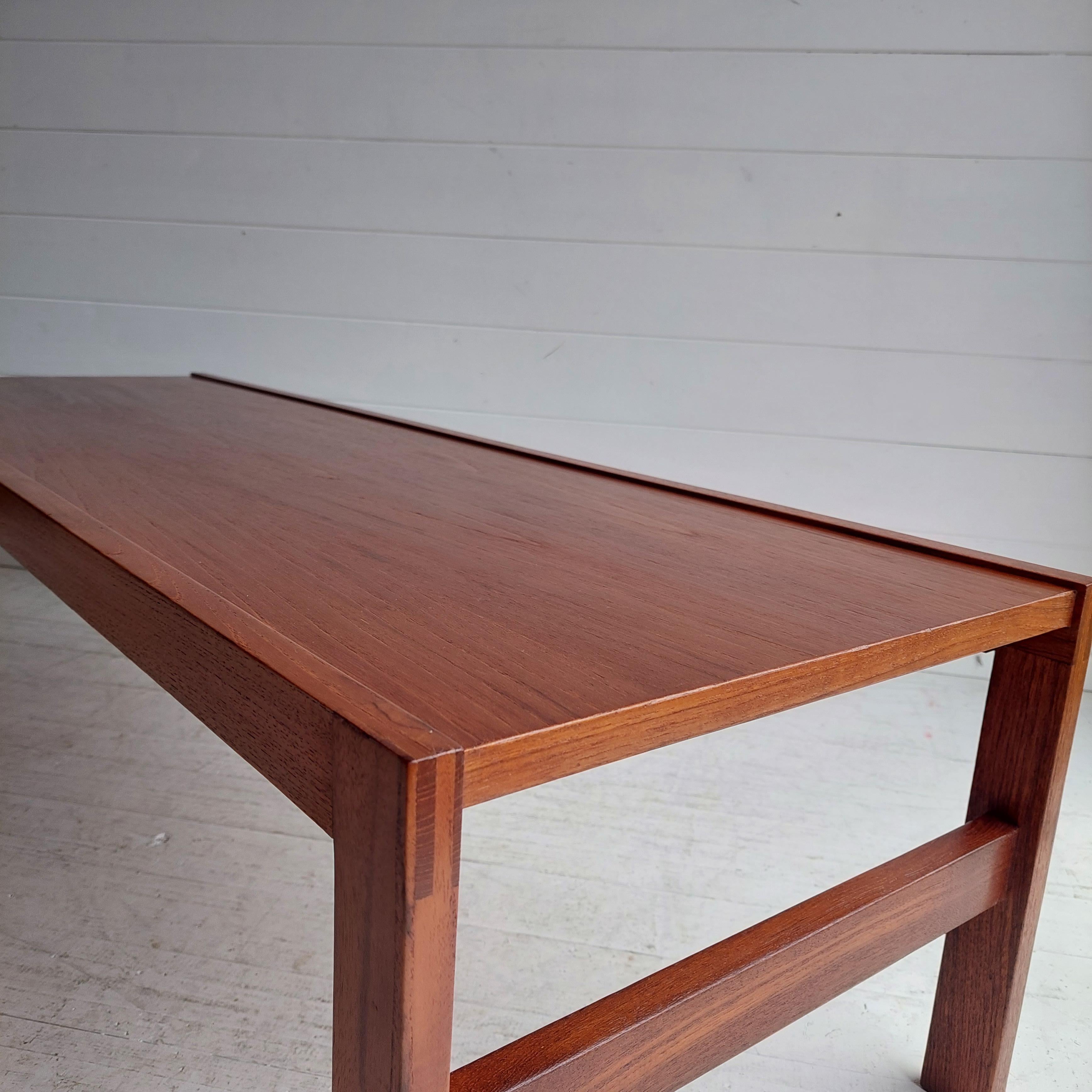 Mid Century Teak Danish coffee table, 1960s In Good Condition In Leamington Spa, GB