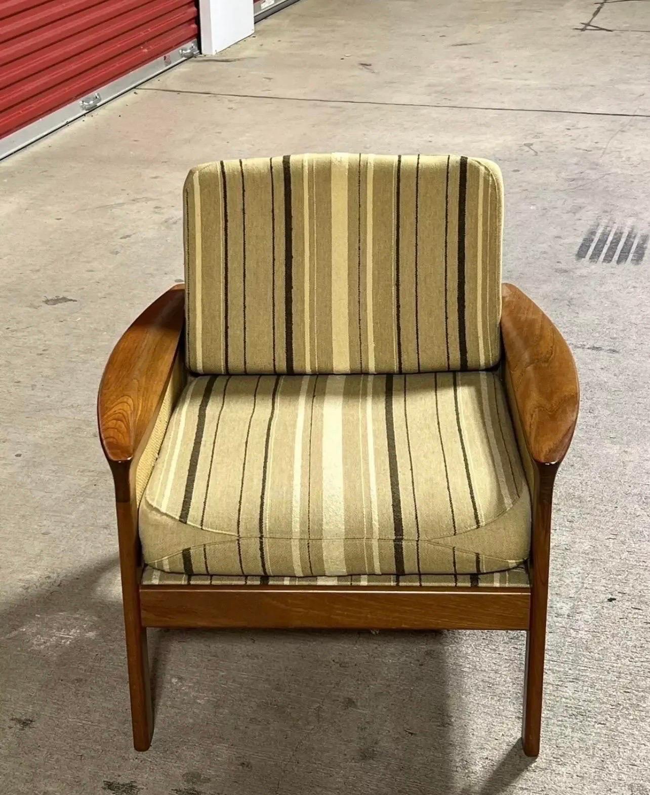 Mid-Century Modern Mid Century Teak Danish Komfort Lounge Chair