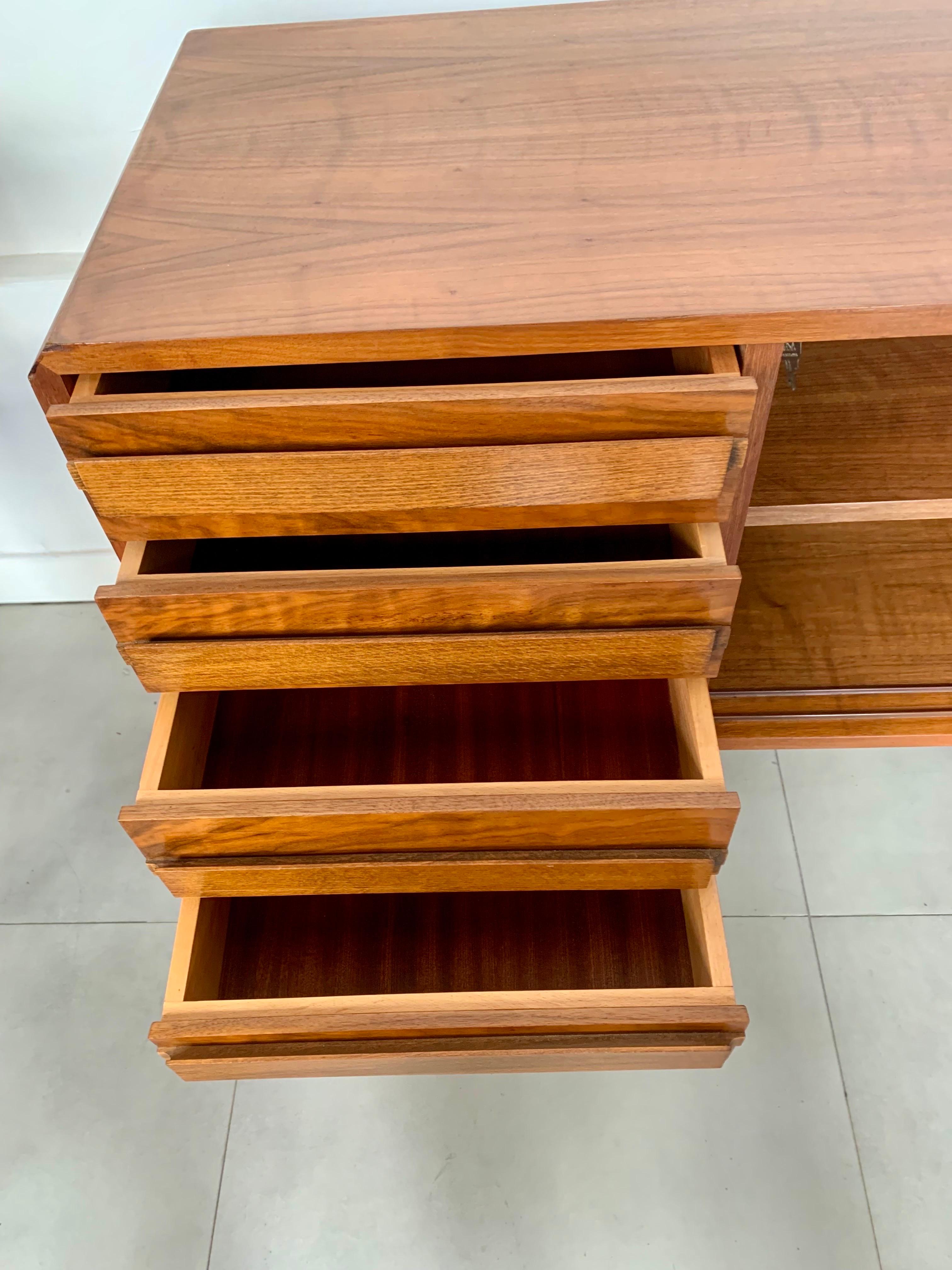 Mid Century Teak  Dänisches Sideboard 1960¨s im Angebot 4