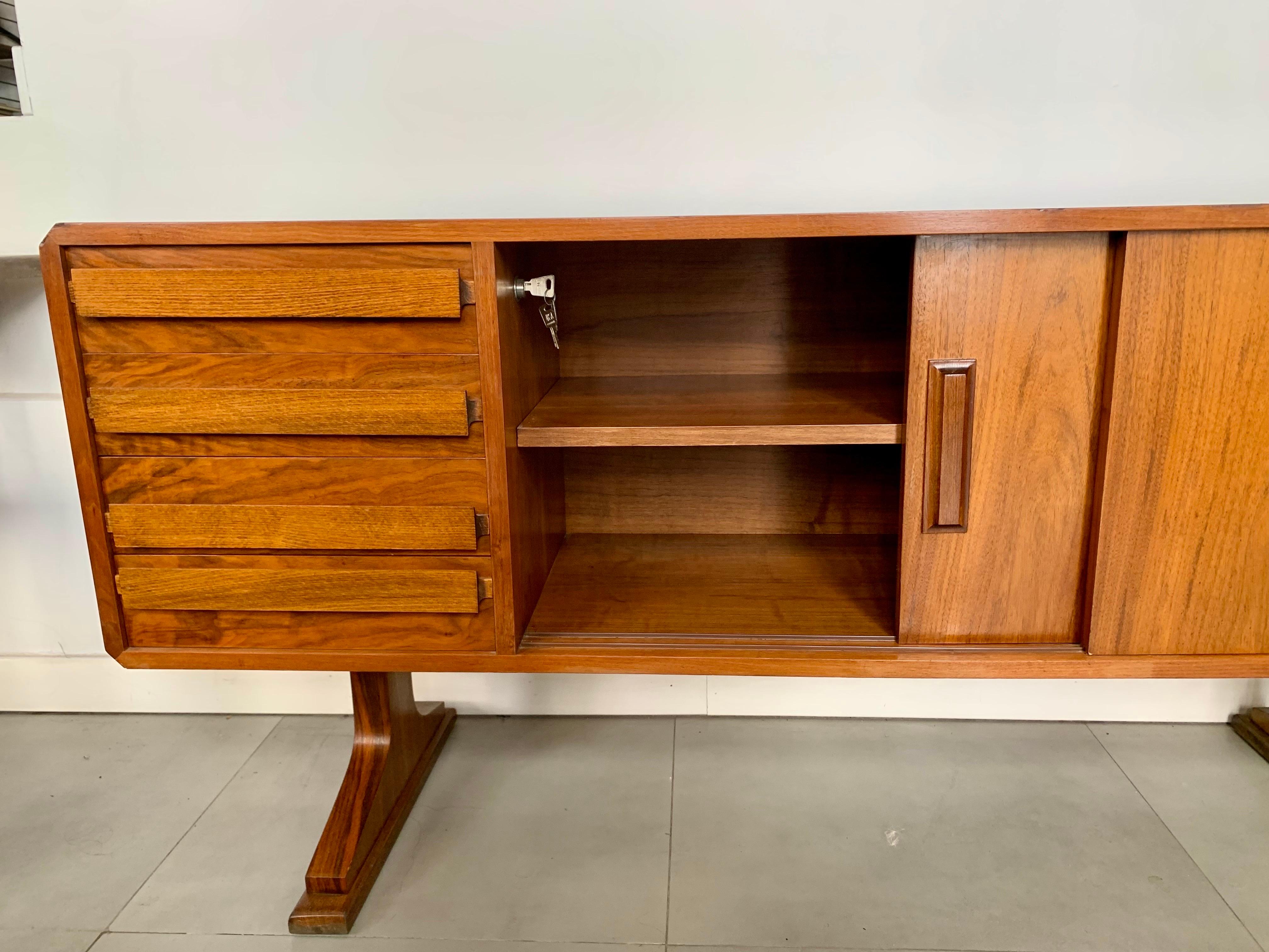 Mid Century Teak  Dänisches Sideboard 1960¨s im Angebot 7