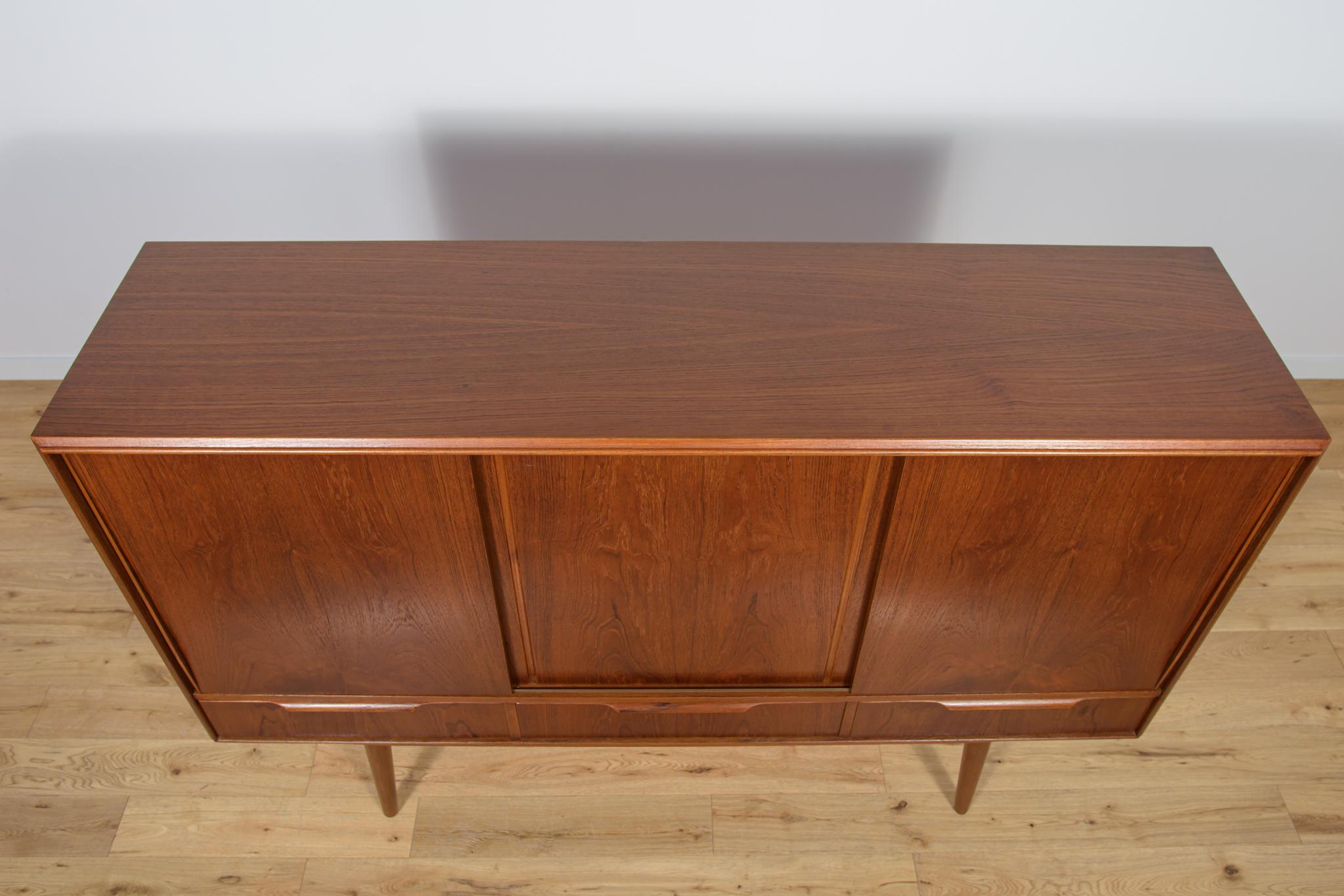Mid-Century Modern Mid Century Teak Danish Sideboard by E. W. Bach for Sejling Skabe, 1960s For Sale