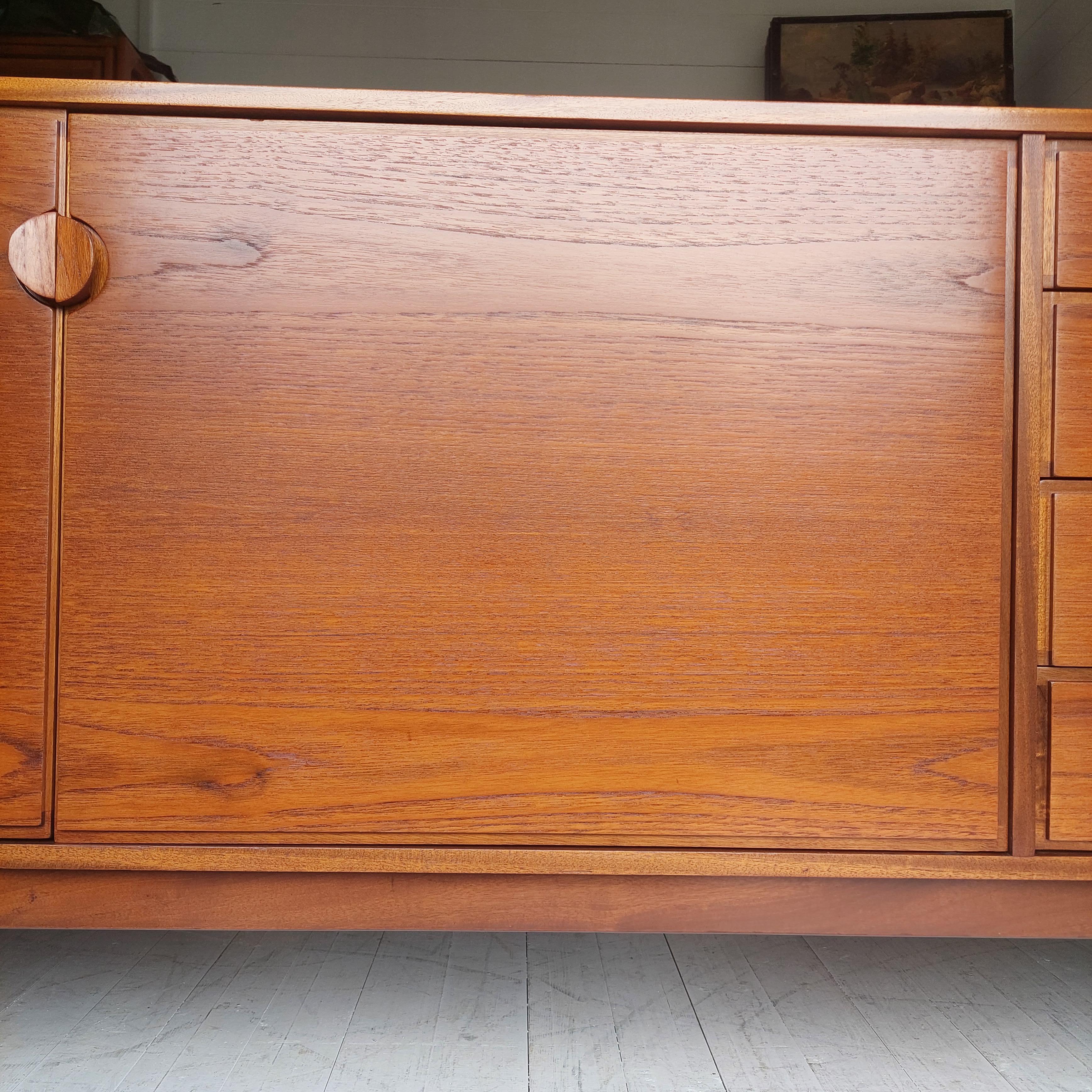 Midcentury Teak Danish Style Sideboard by Nathan, 60s 8