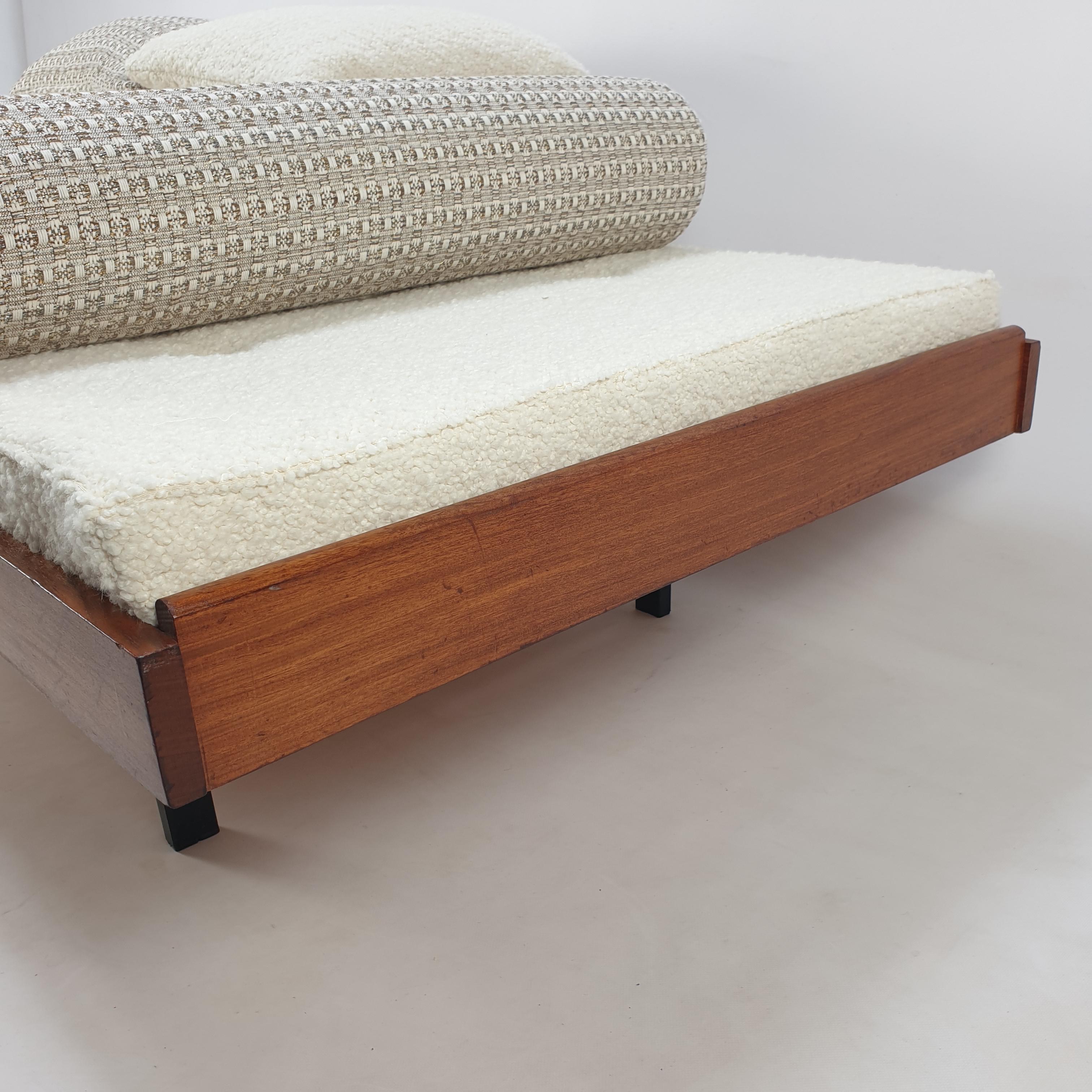 Mid Century Teak Daybed, 1960s For Sale 6