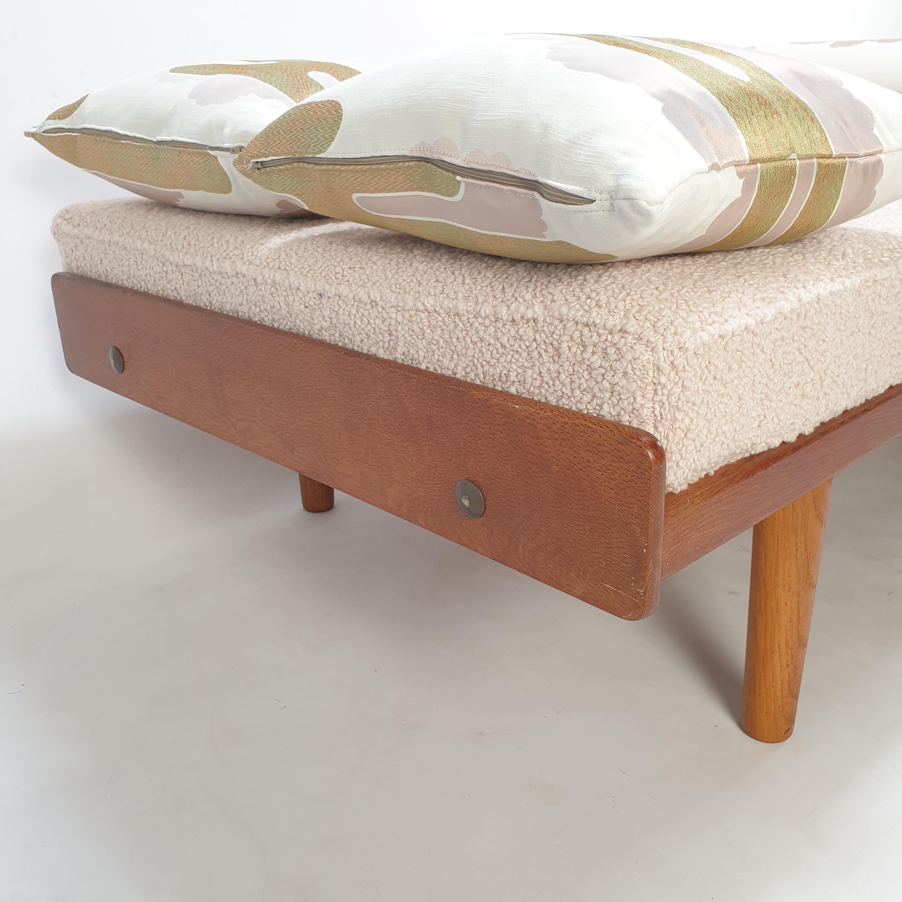 Mid Century Teak Daybed, 1960s For Sale 8