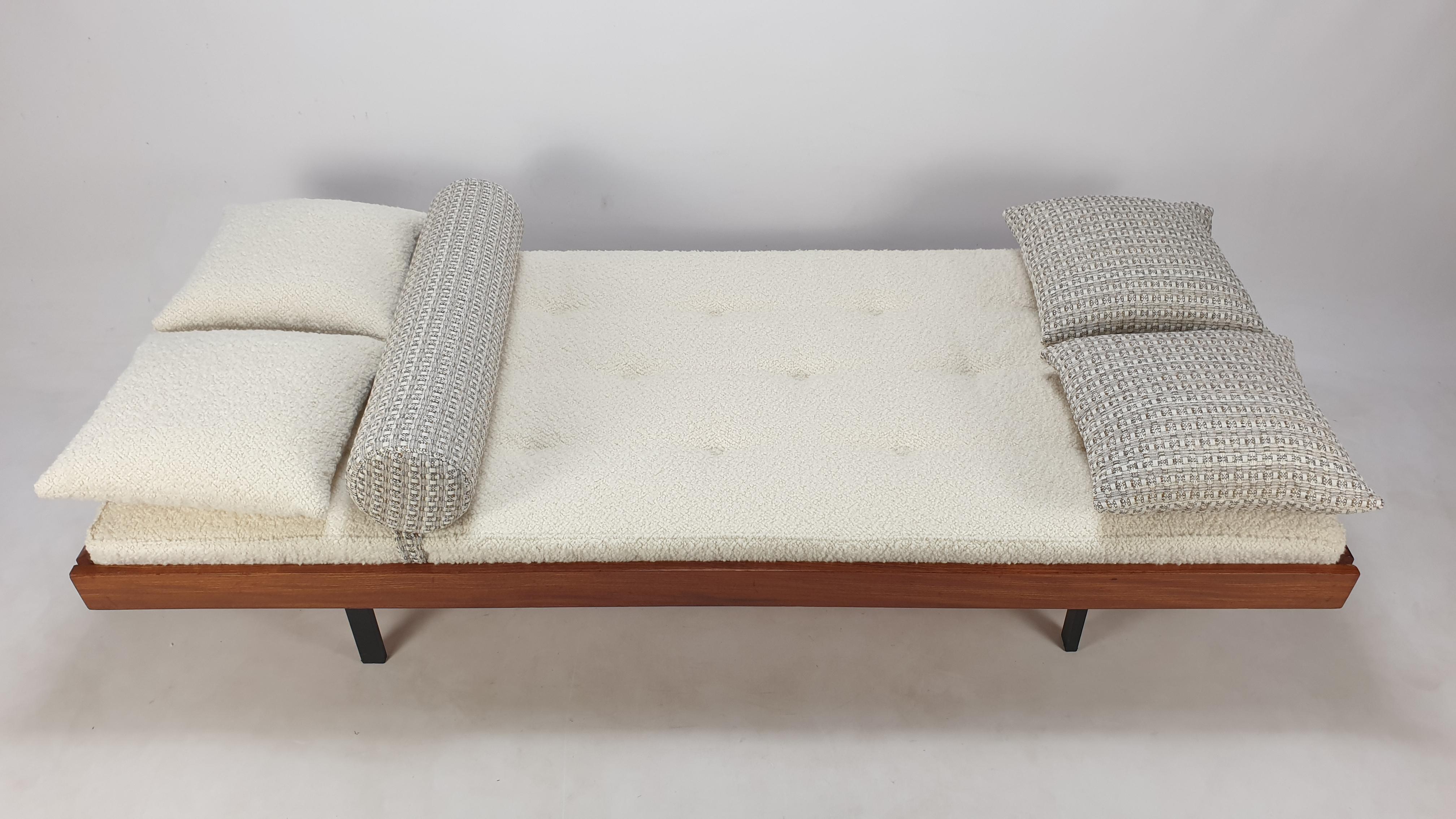 Woven Mid Century Teak Daybed, 1960s For Sale