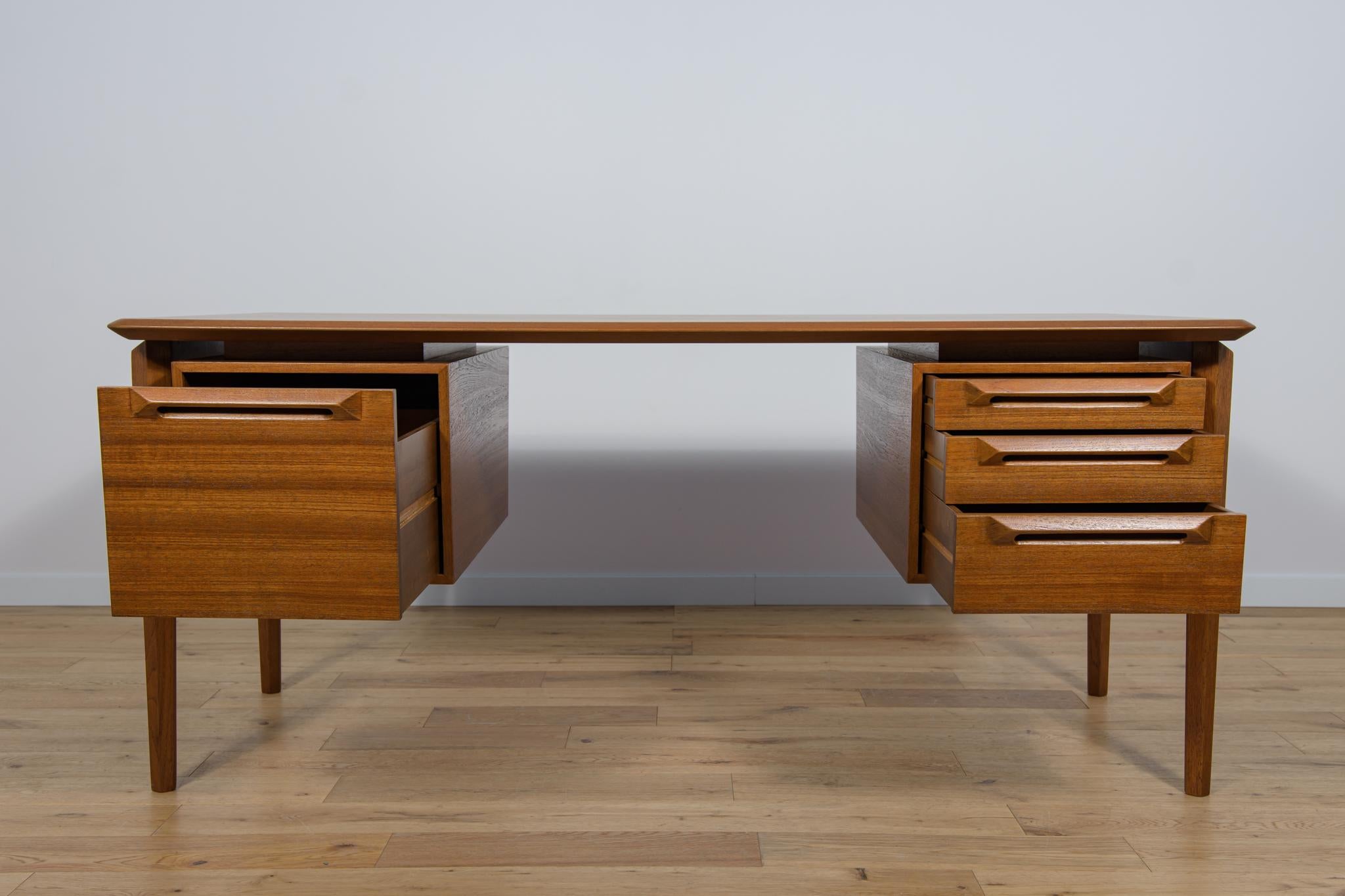 Teakholz-Schreibtisch, Mitte des Jahrhunderts, von I.B Kofod-Larsen für Seffle Möbelfabrik, Schweden, 1950er Jahre im Angebot 3
