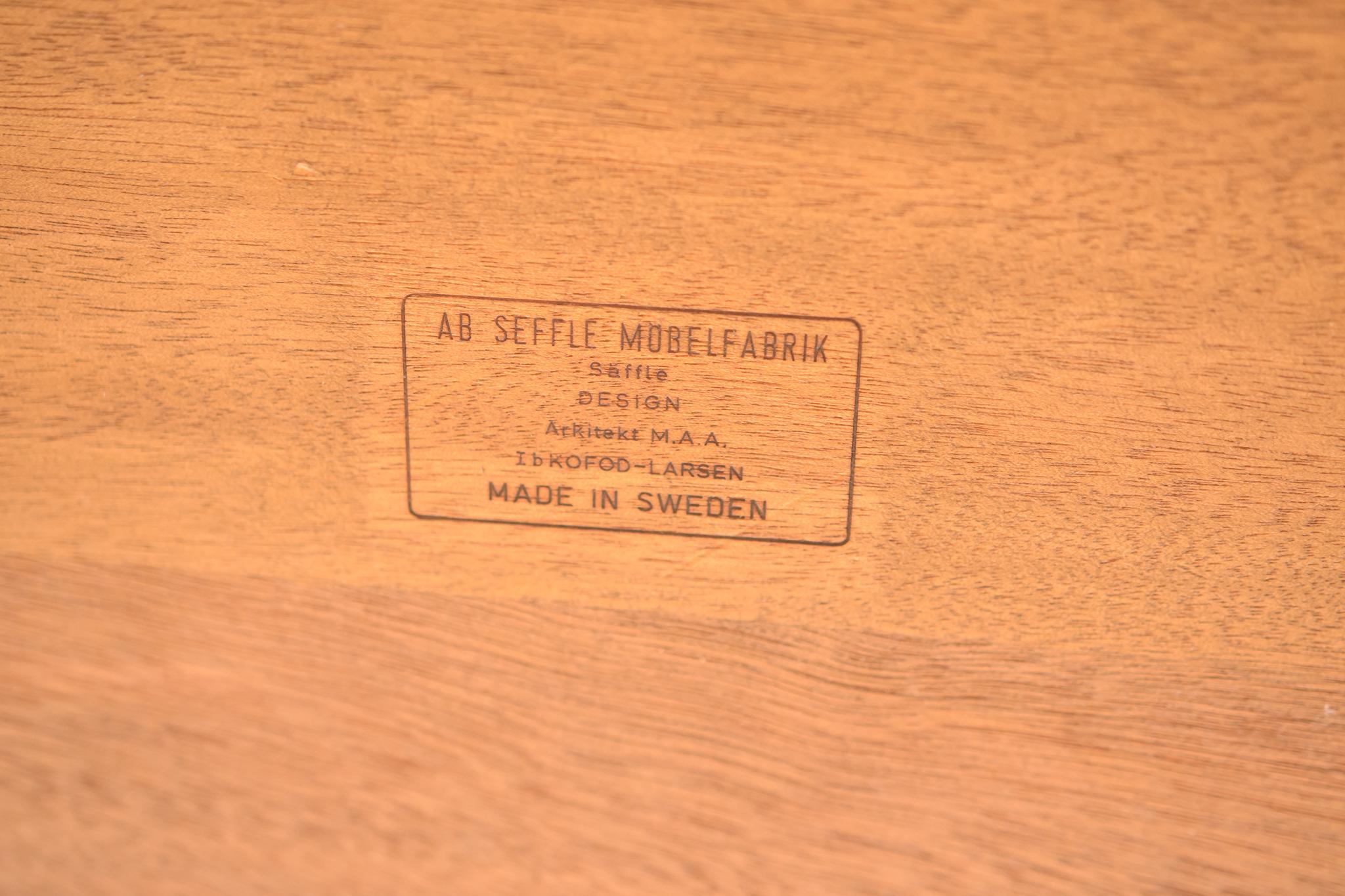 Teakholz-Schreibtisch, Mitte des Jahrhunderts, von I.B Kofod-Larsen für Seffle Möbelfabrik, Schweden, 1950er Jahre im Angebot 13