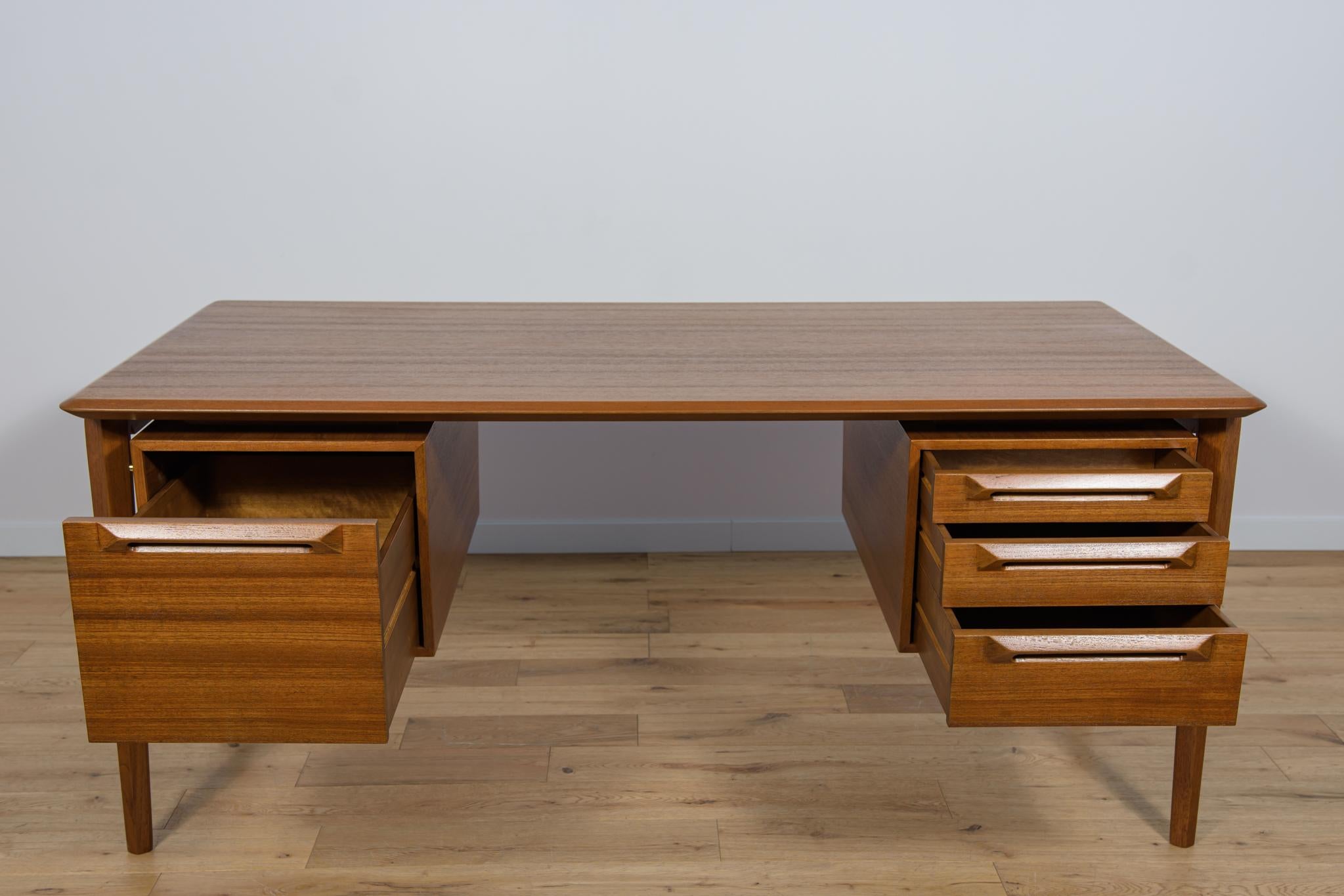 Teakholz-Schreibtisch, Mitte des Jahrhunderts, von I.B Kofod-Larsen für Seffle Möbelfabrik, Schweden, 1950er Jahre im Angebot 2