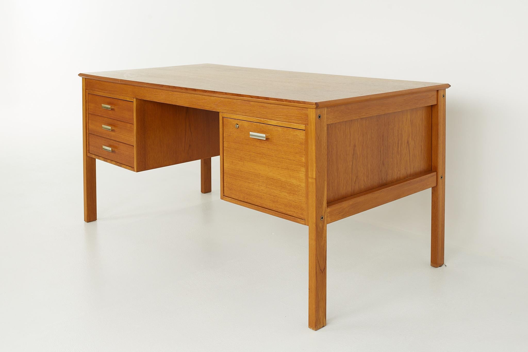 Mid-Century Modern Farso Stolefabrik for Maurice Villency Mid Century Danish Teak Desk