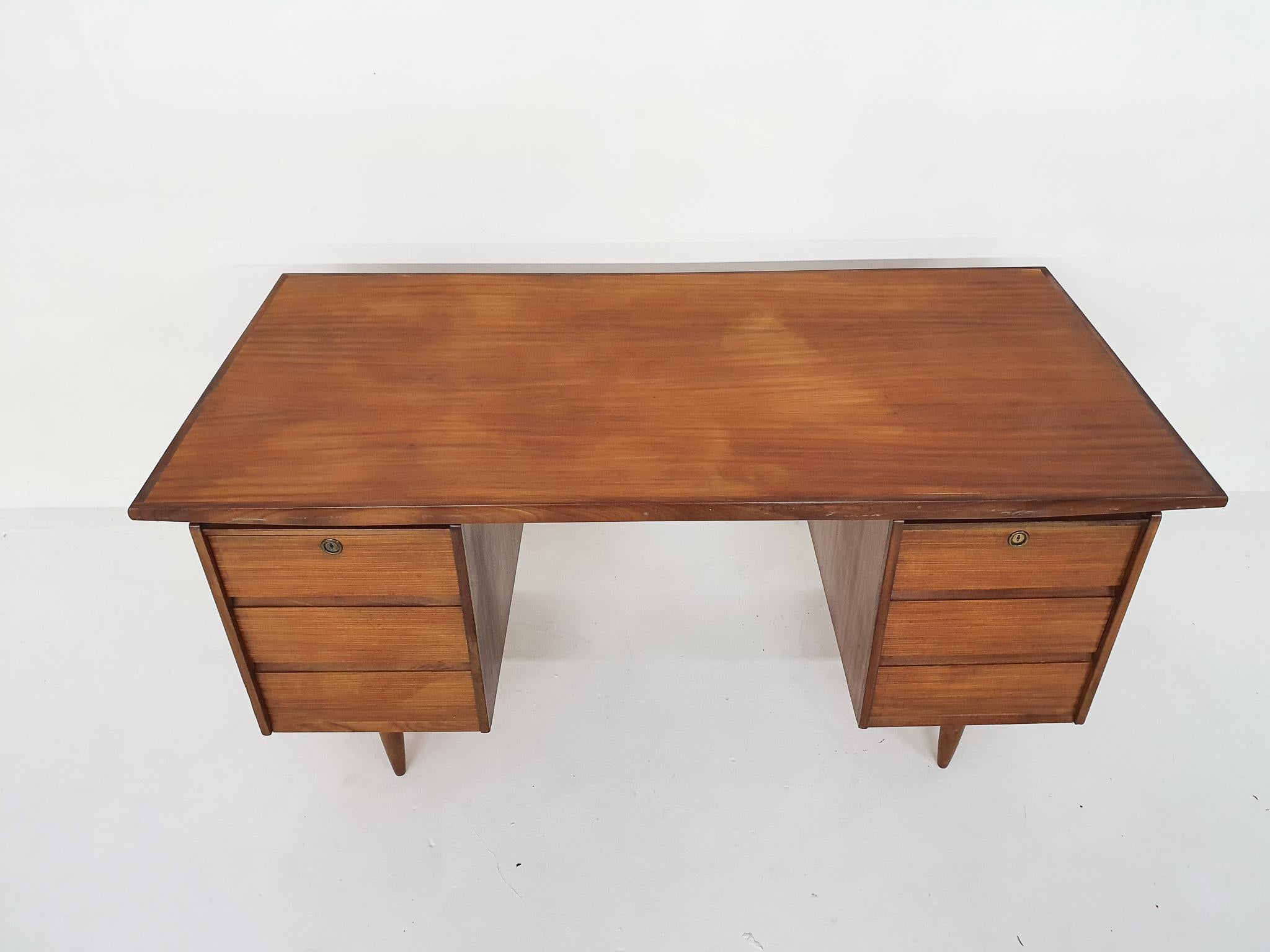  Mid-century teak desk, The Netherlands 1960's For Sale 2