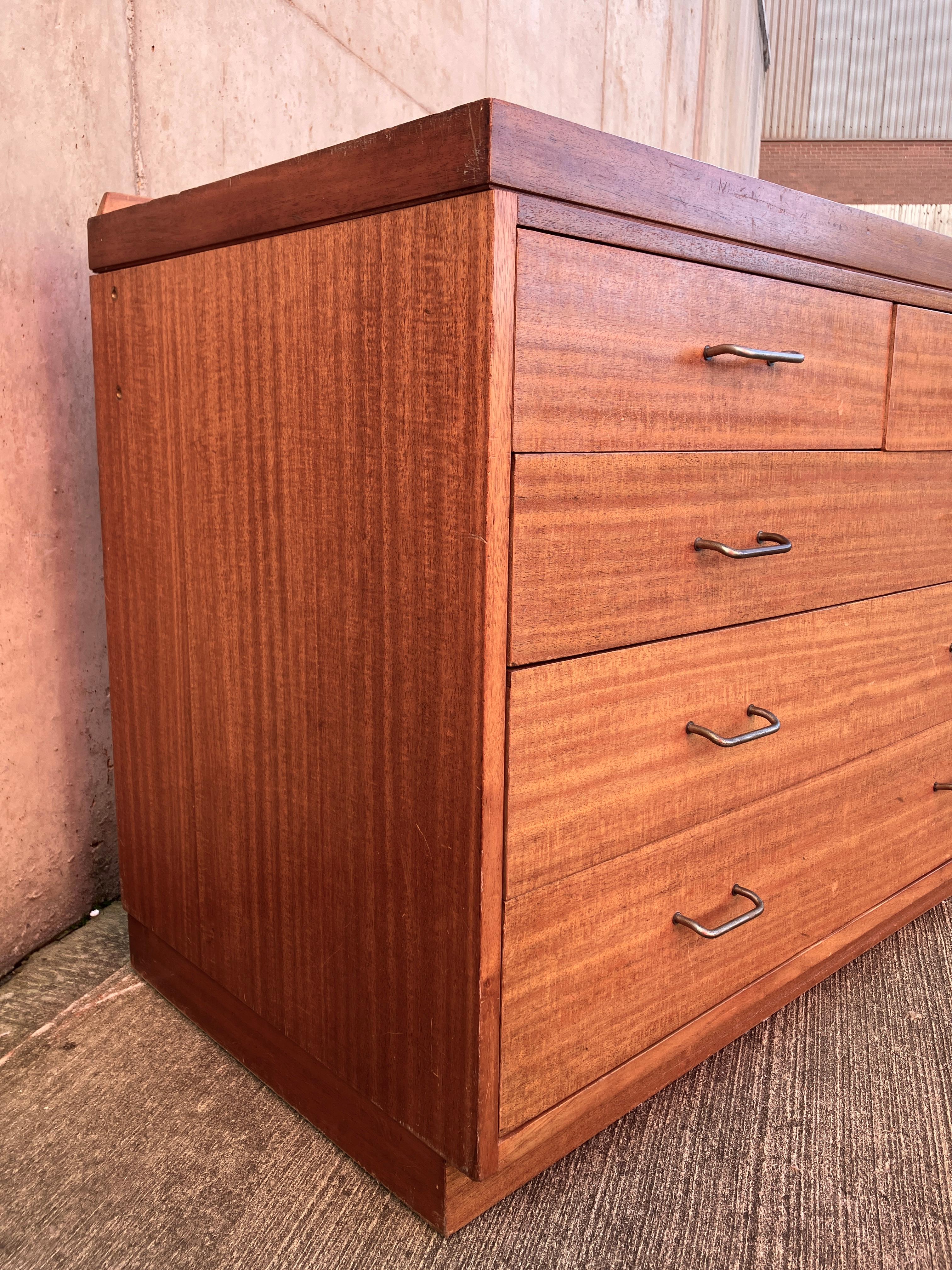 Mid Century Teak Desk with Formica Top im Angebot 8