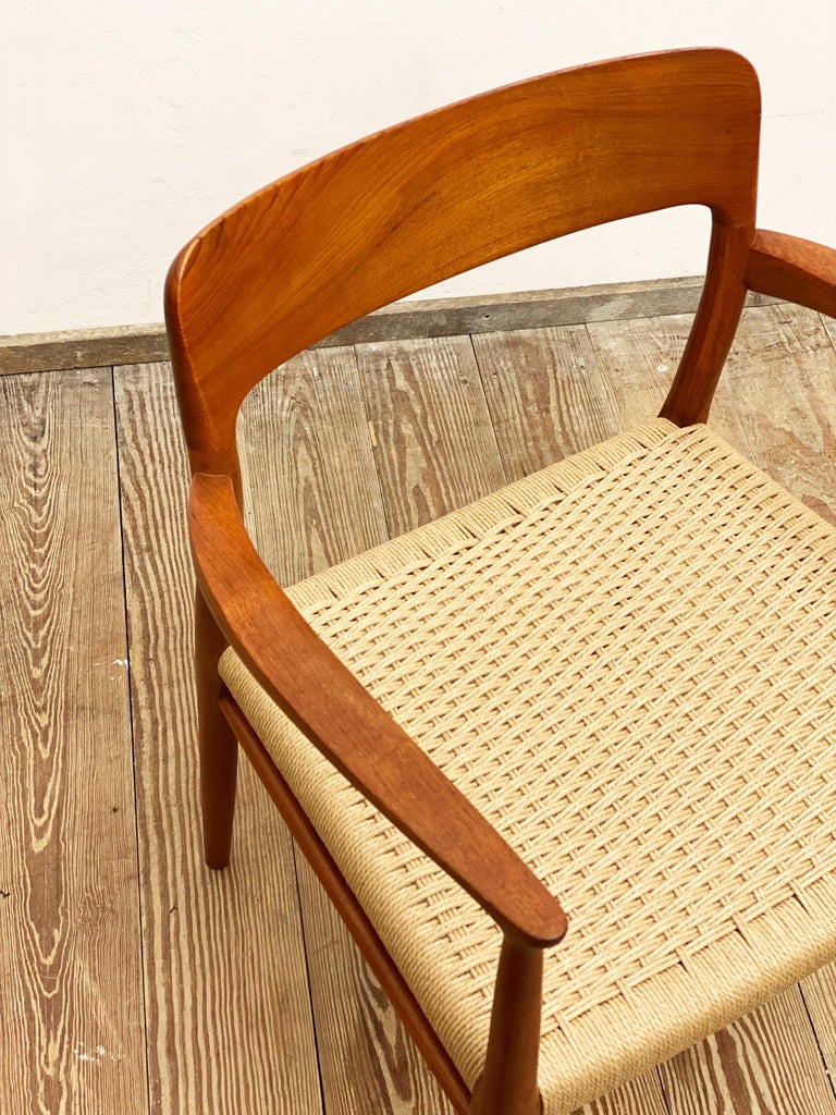 Mid-Century Teak Dining Chair #64 by Niels O. Møller for J. L. Moller For Sale 8