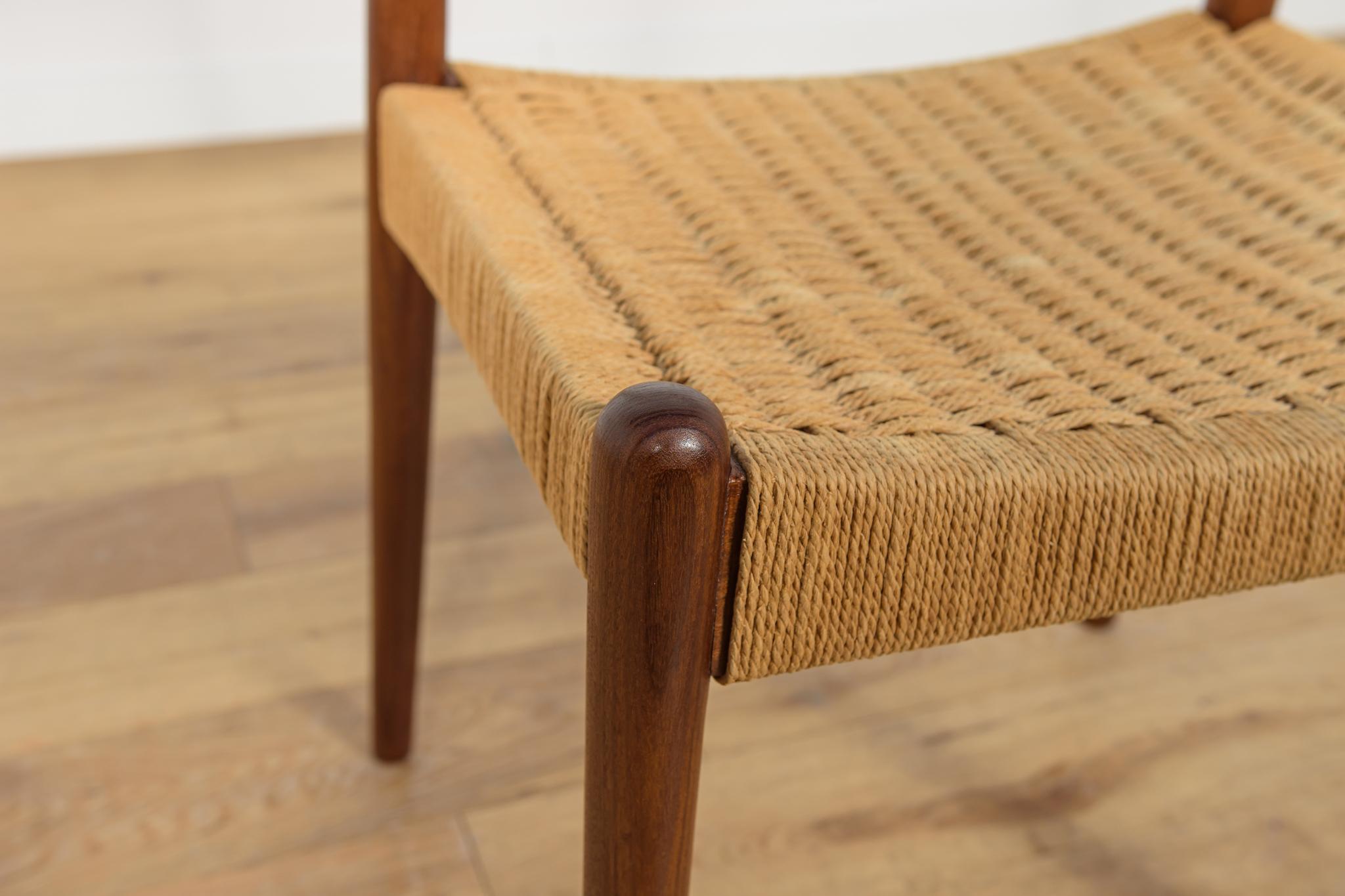 Teak Sedia da pranzo in teak del Medioevo, Danimarca, anni '60 in vendita