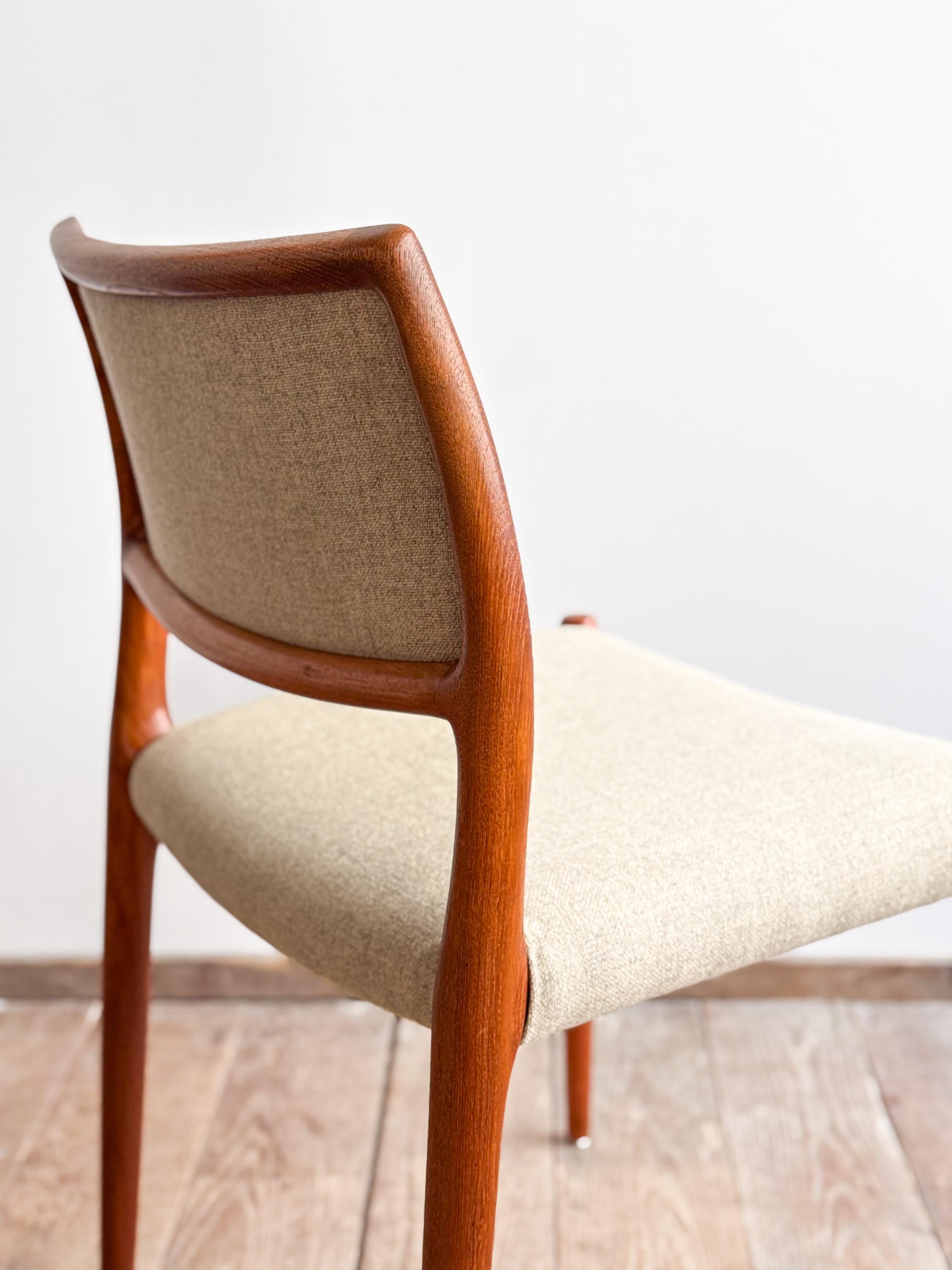 Mid-Century Teak Dining Chair model 80 by Niels O. Møller for J. L. Moller For Sale 5