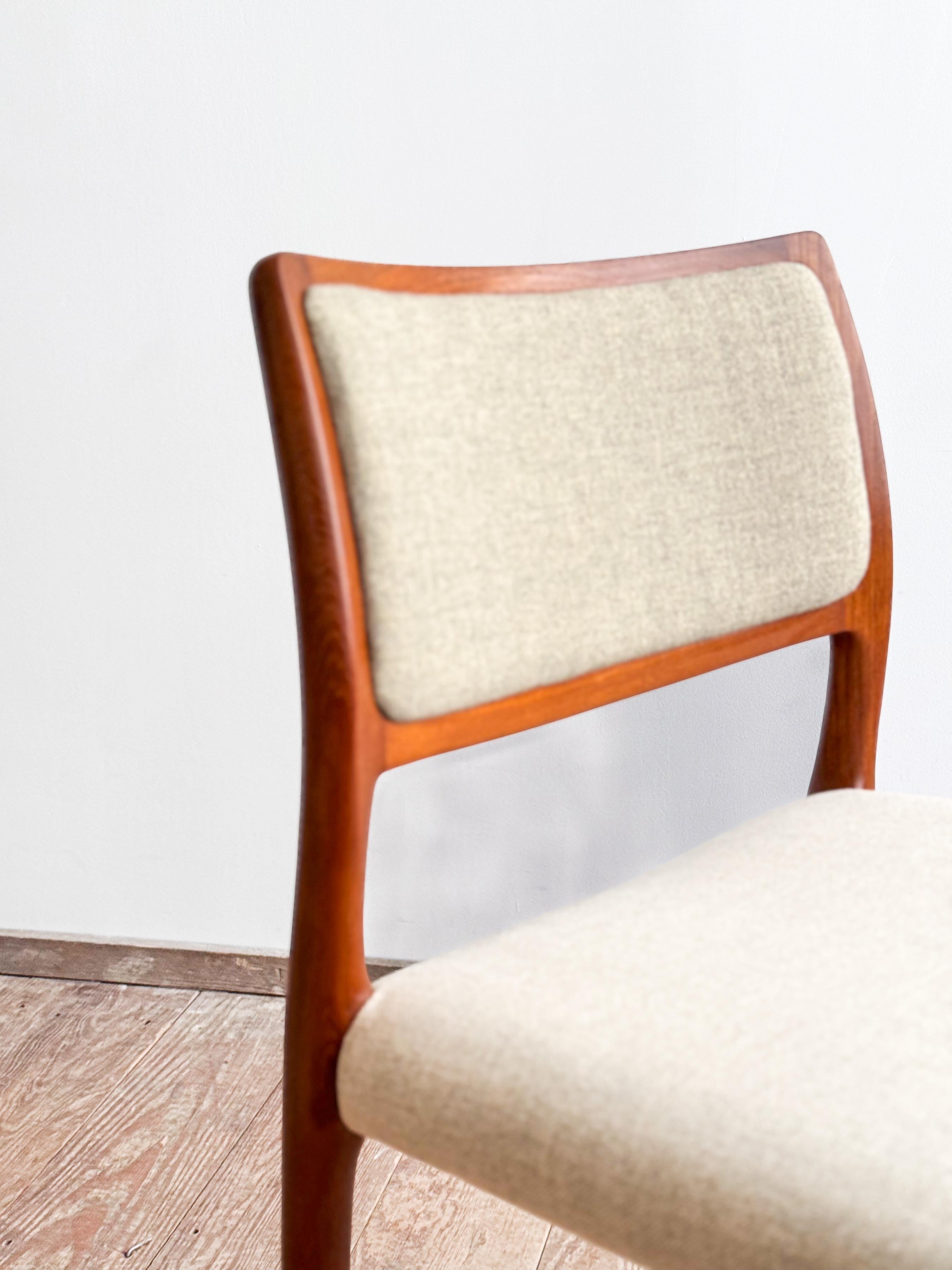 Mid-Century Teak Dining Chair model 80 by Niels O. Møller for J. L. Moller For Sale 6