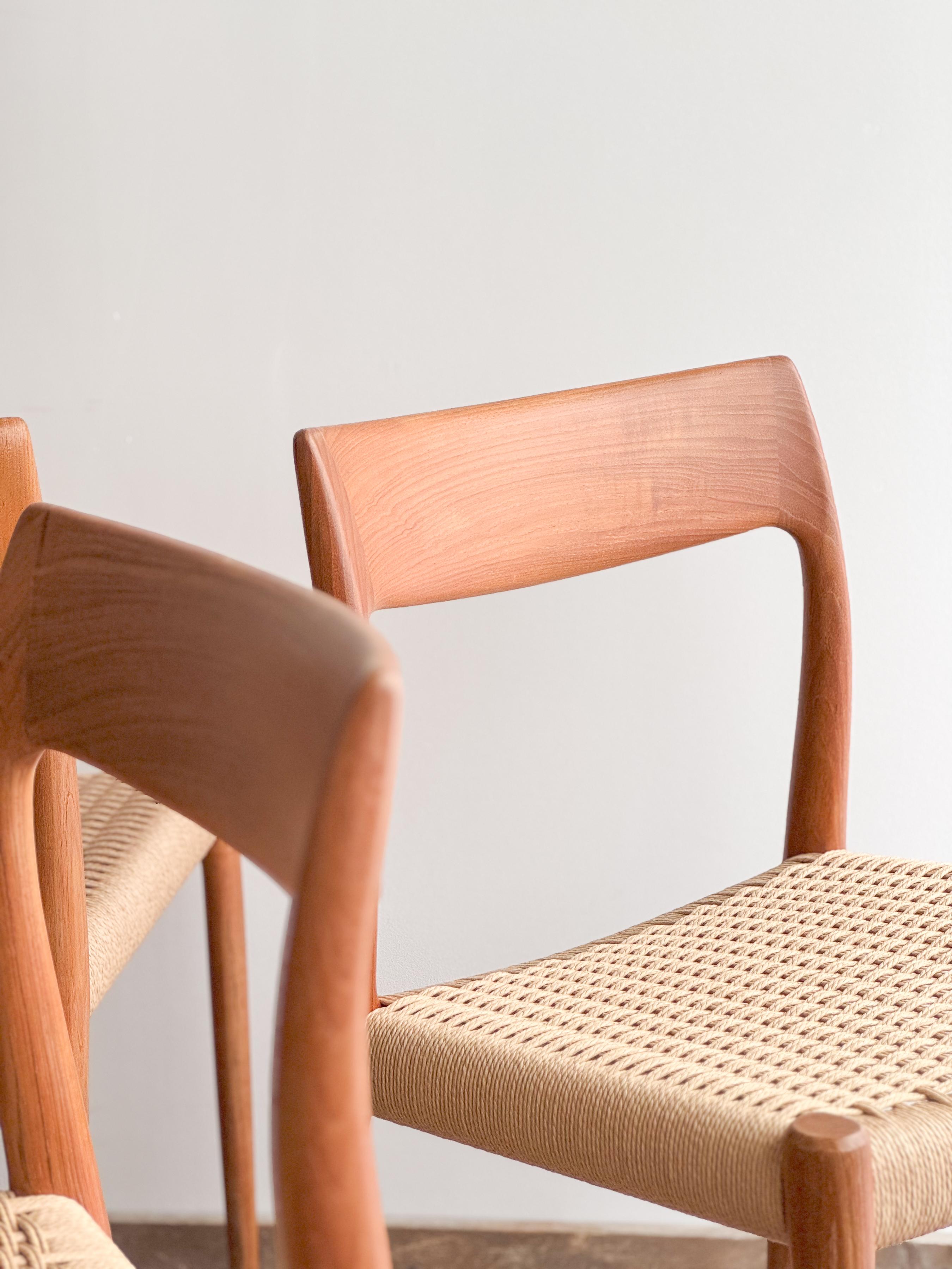 Teakholz-Esszimmerstühle #57&77 von Niels O. Møller, J. L. Moller, 8-teilig im Angebot 2