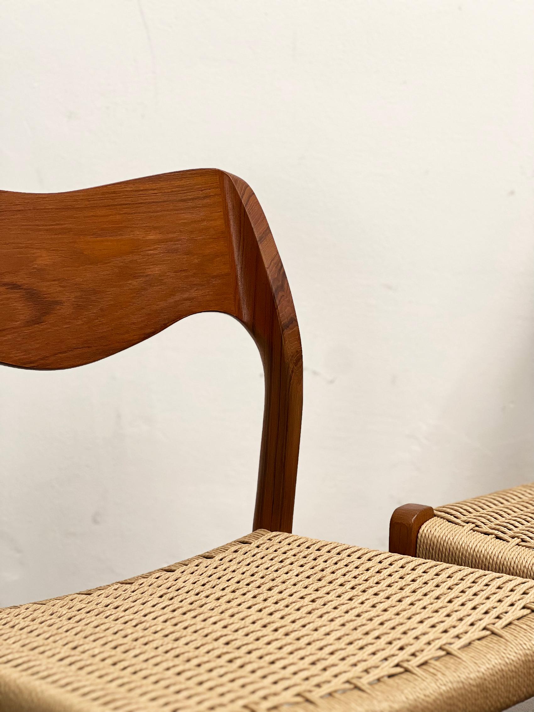 Mid-Century Teak Dining Chairs #71 by Niels O. Møller for J. L. Moller, Set of 4 For Sale 2
