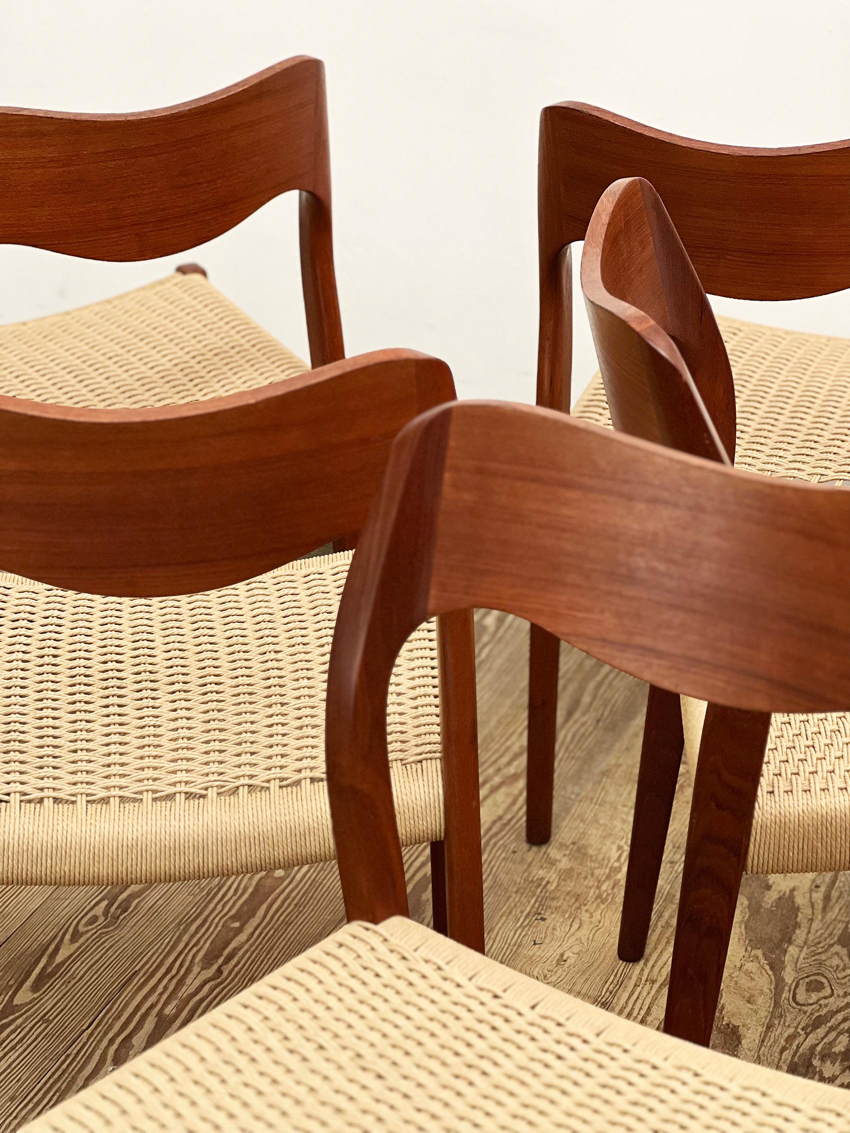 Hand-Carved Mid-Century Teak Dining Chairs #71 by Niels O. Møller for J. L. Moller, Set of 6