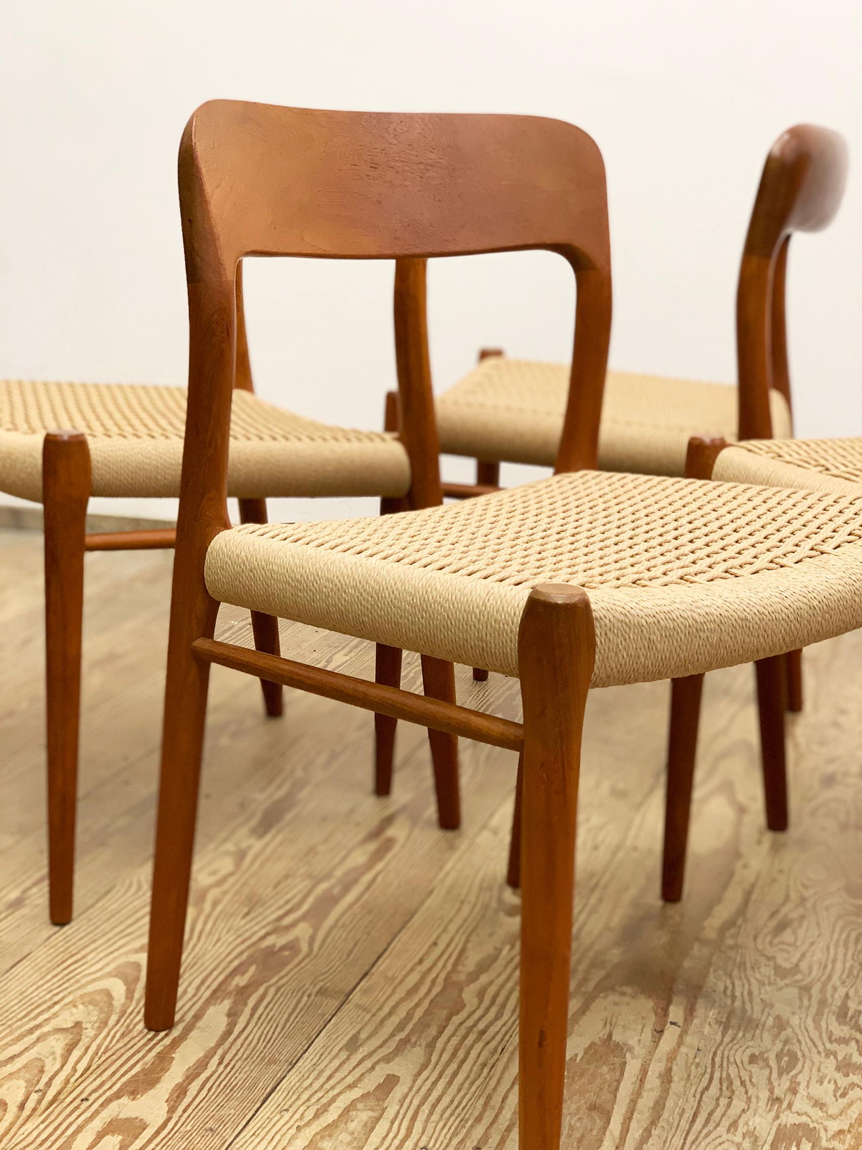 Hand-Carved Midcentury Teak Dining Chairs #75 by Niels O. Møller for J. L. Moller, Set of 4 For Sale