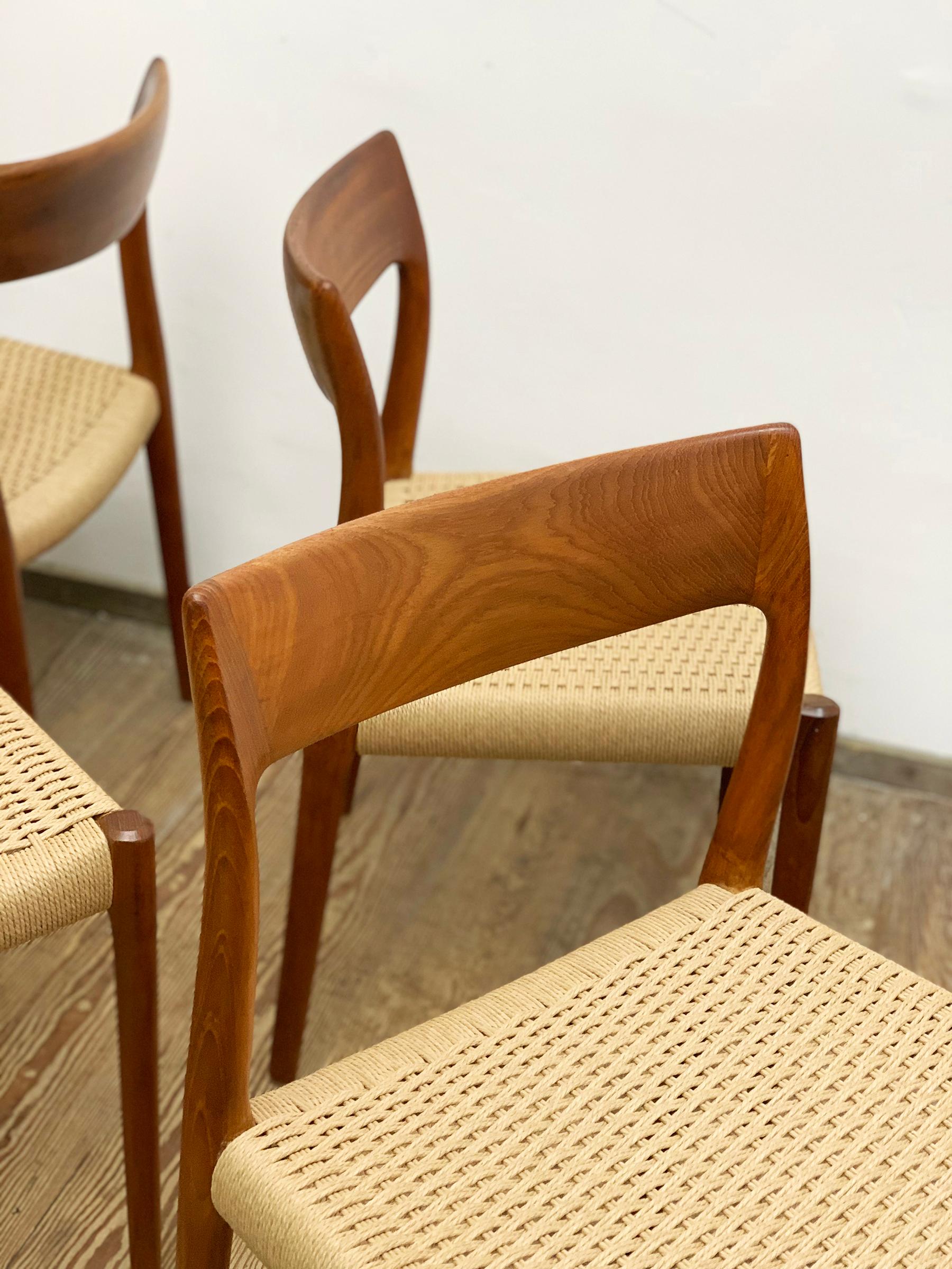 Mid-Century Teak Dining Chairs #77 by Niels O. Møller for J. L. Moller, Set of 4 3
