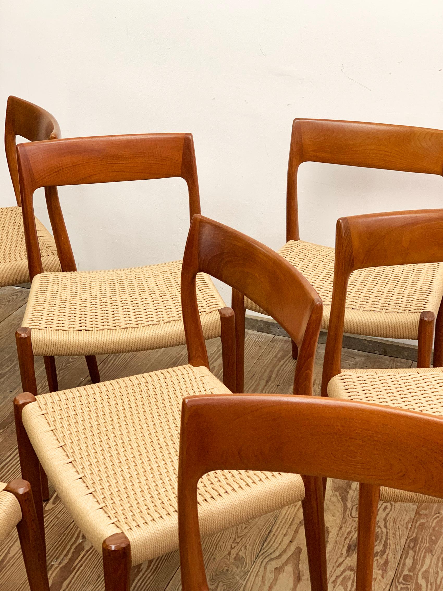 Midcentury Teak Dining Chairs #77 by Niels O. Møller for J. L. Moller, Set of 8 3