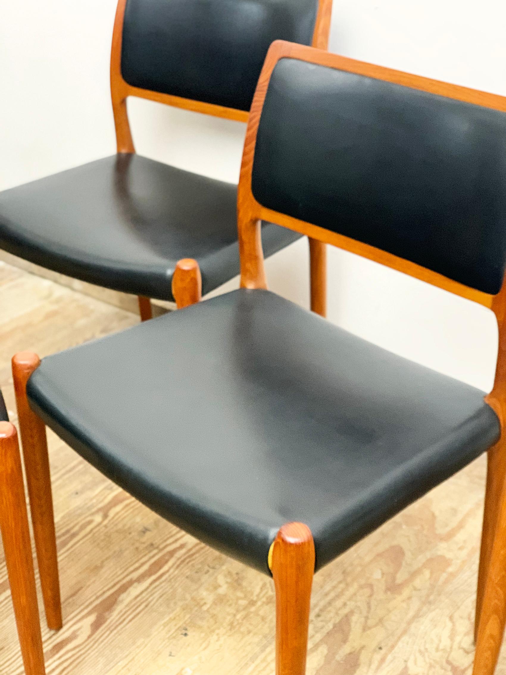Midcentury Teak Dining Chairs #80 by Niels O. Møller for J. L. Moller, Set of 8 For Sale 6