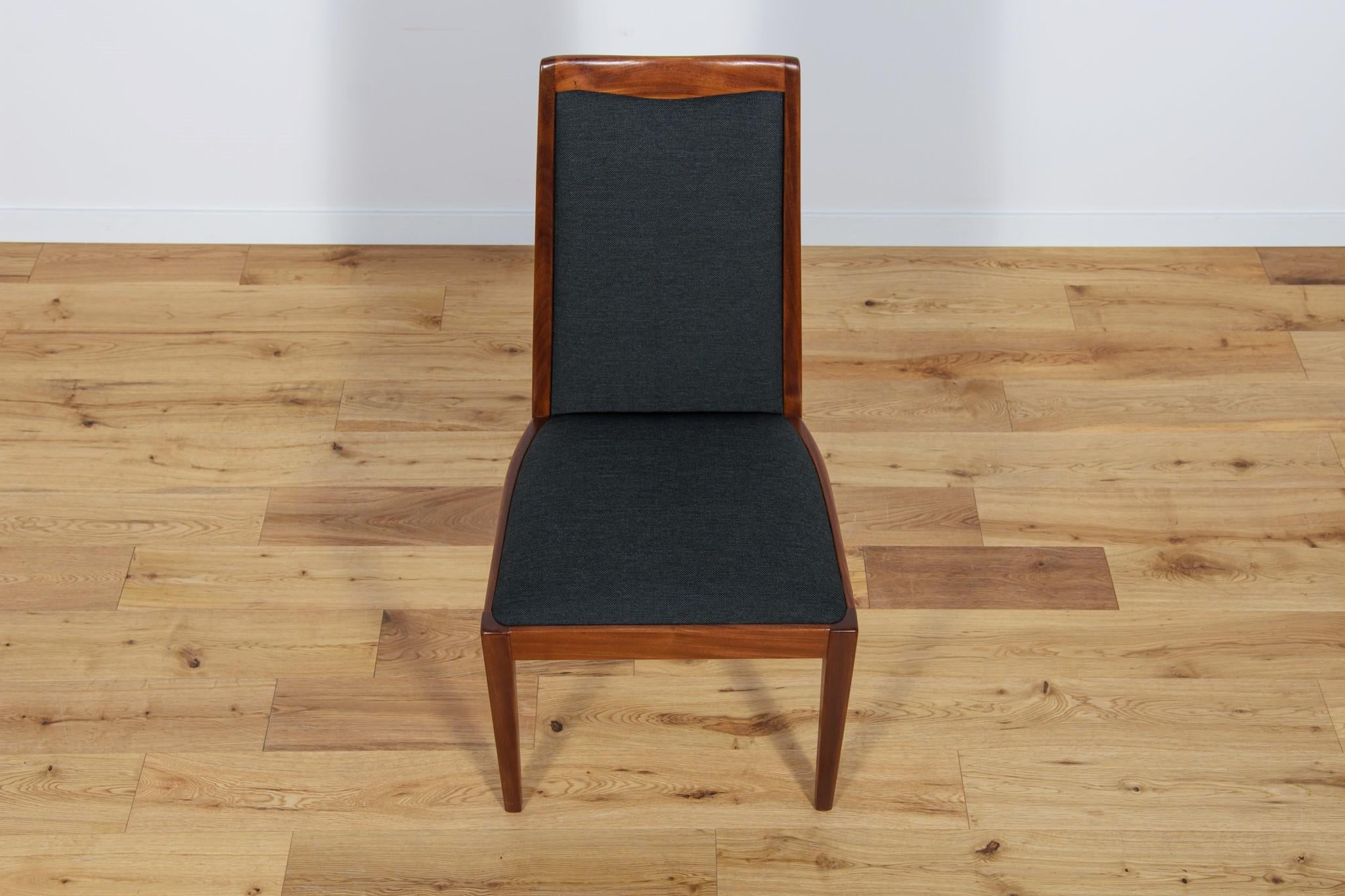 Sillas de comedor de teca de mediados de siglo de Leslie Dandy para G-Plan, Reino Unido, años 60 Carpintería en venta