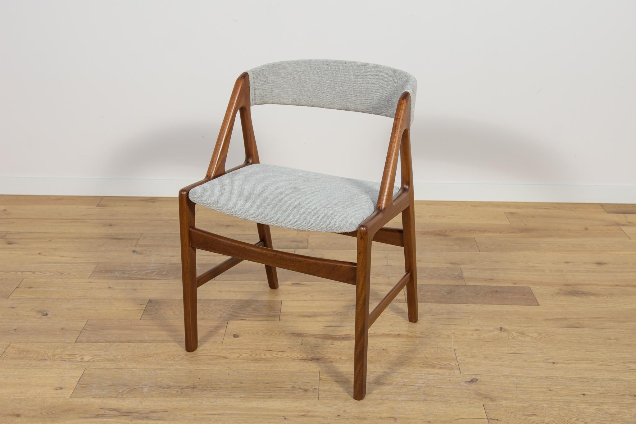 Teck Chaises de salle à manger en teck du milieu du siècle, Danemark, années 1960, ensemble de 4 en vente