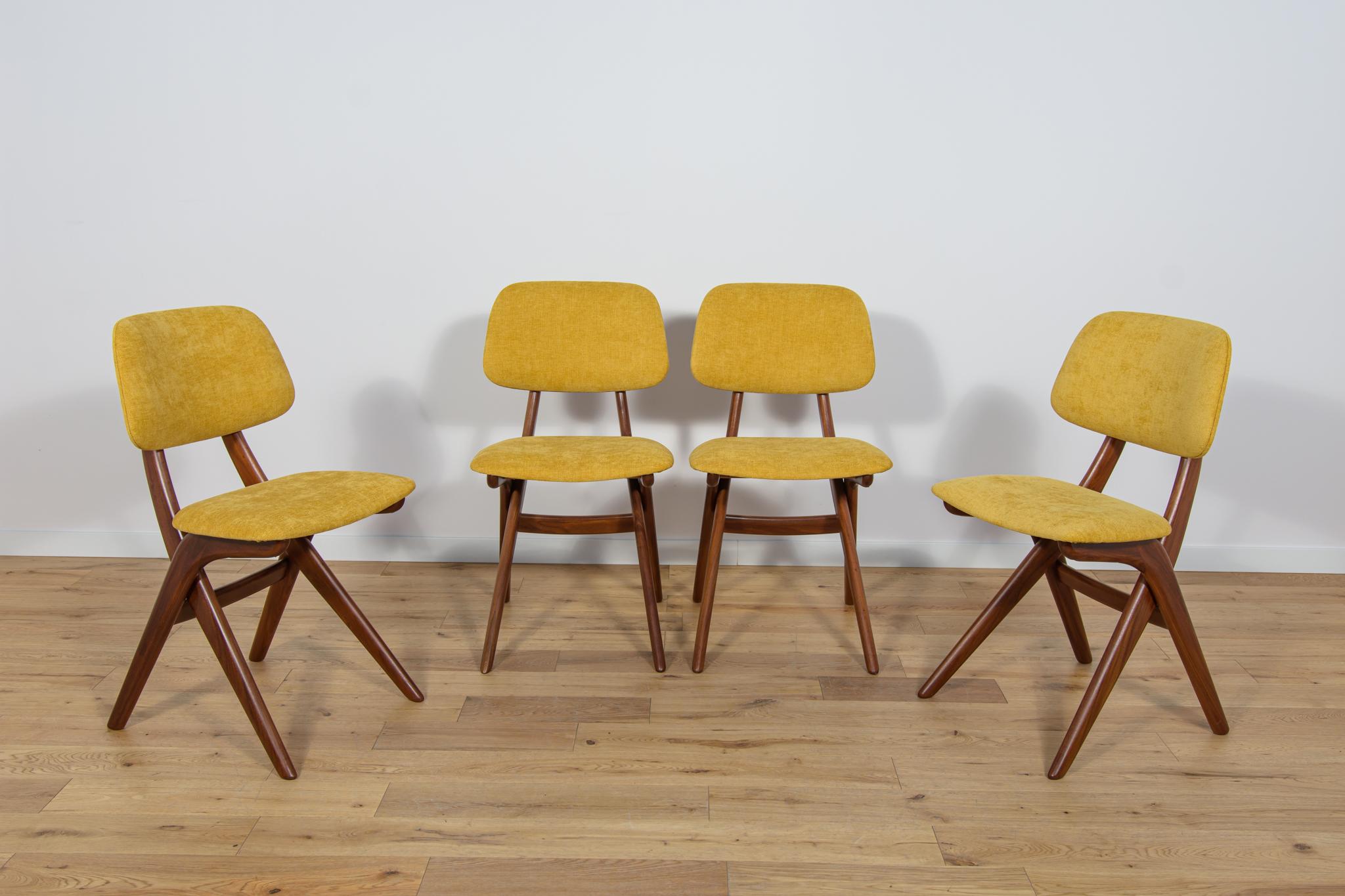 Mid-Century moderno Sedie da pranzo in teak del metà secolo  Forbice di Louis van Teefelen per WéBé. in vendita