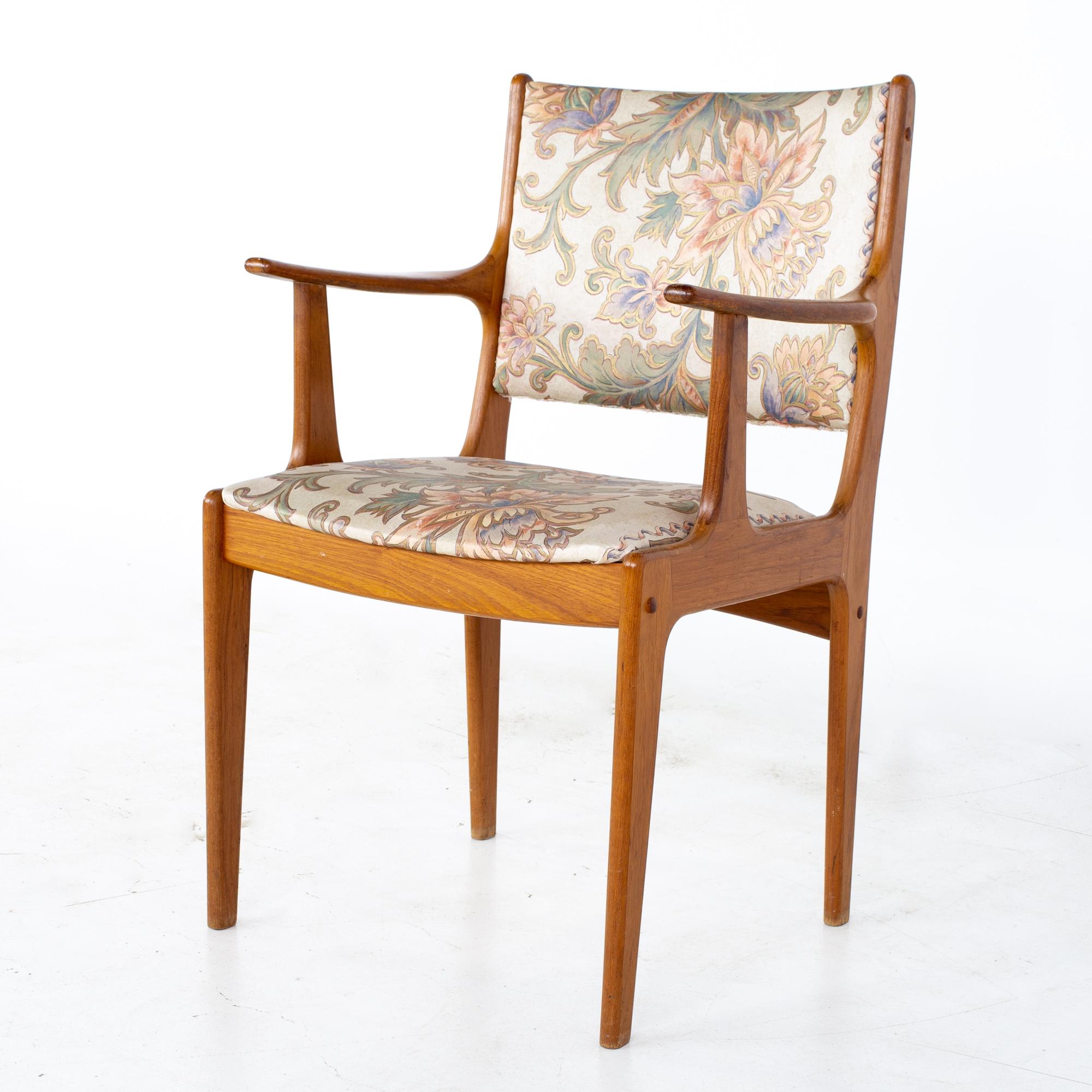 Late 20th Century Mid Century Teak Dining Chairs, Set of 5 For Sale