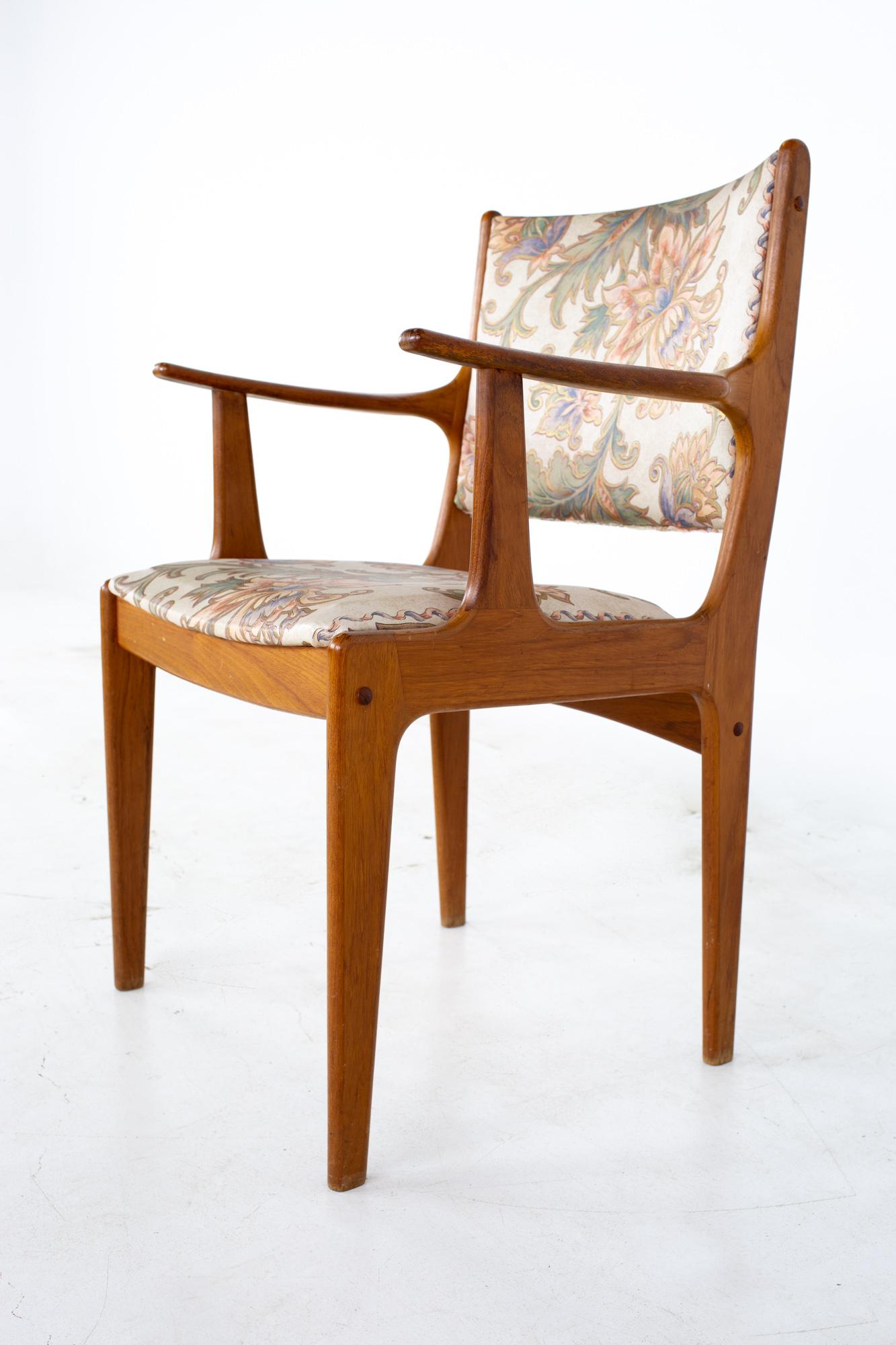 Mid Century Teak Dining Chairs, Set of 5 For Sale 2