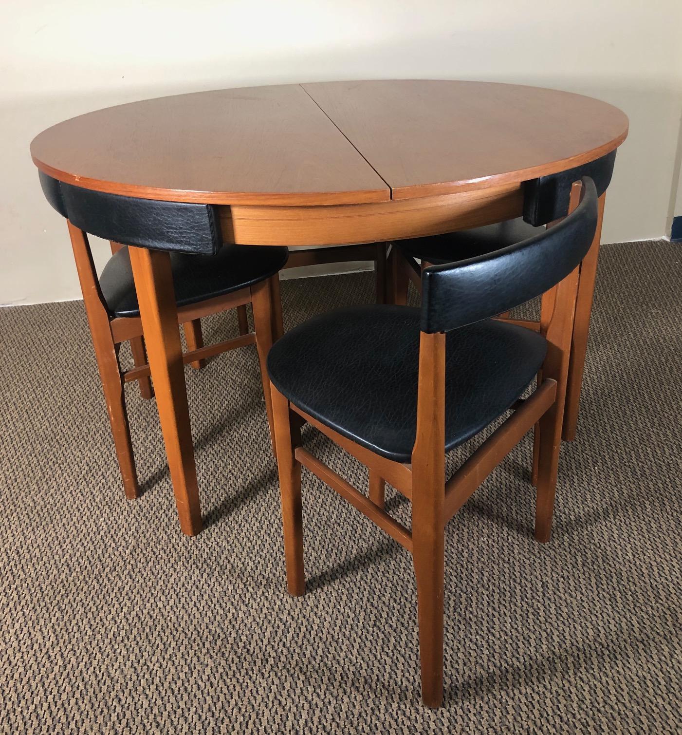 extending oak dining tables