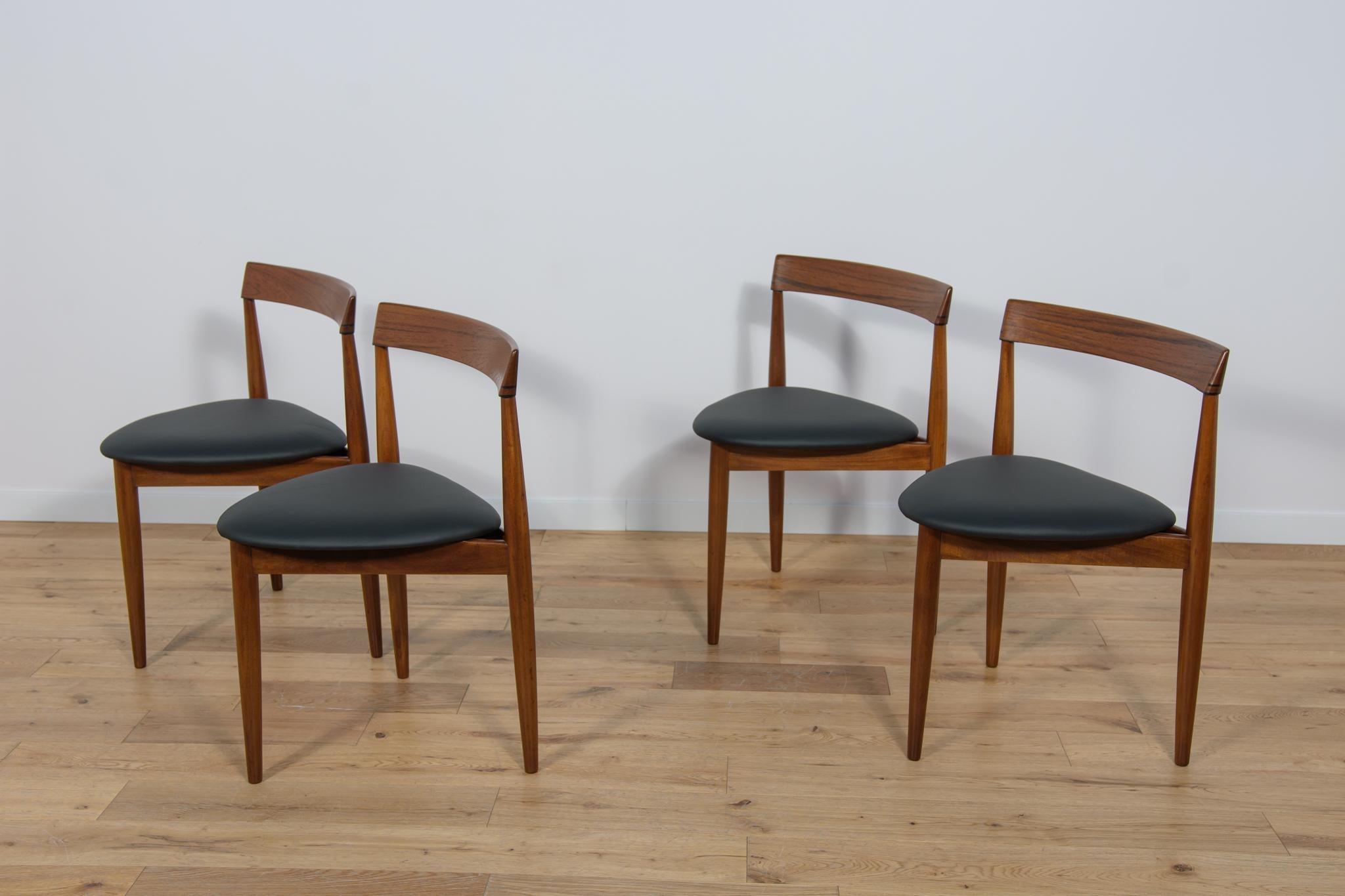 Ensemble table et chaises de salle à manger en teck du milieu du siècle par Hans Olsen pour Frem Røjle, années 1950 en vente 4