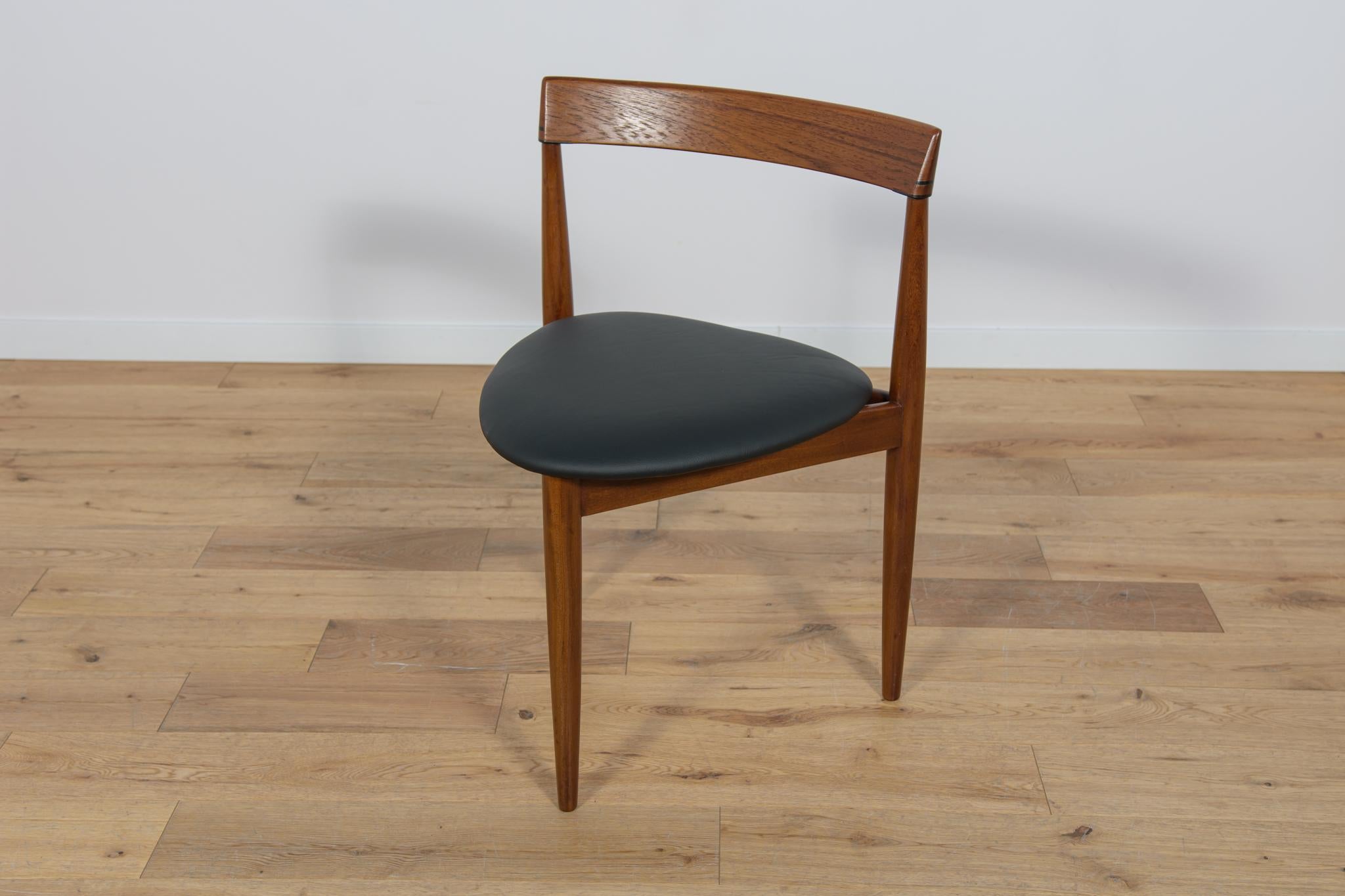 Ensemble table et chaises de salle à manger en teck du milieu du siècle par Hans Olsen pour Frem Røjle, années 1950 en vente 6