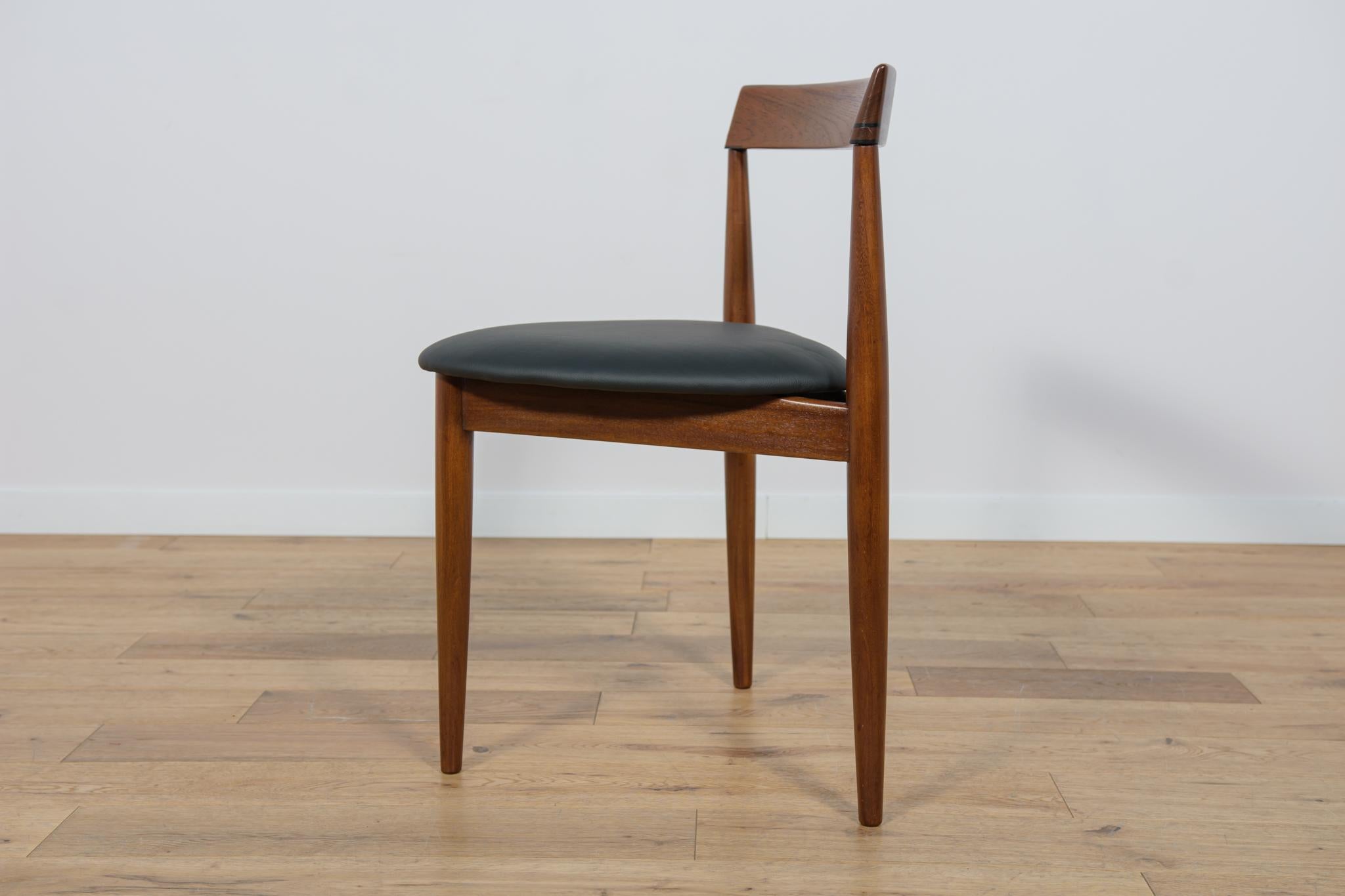 Ensemble table et chaises de salle à manger en teck du milieu du siècle par Hans Olsen pour Frem Røjle, années 1950 en vente 7