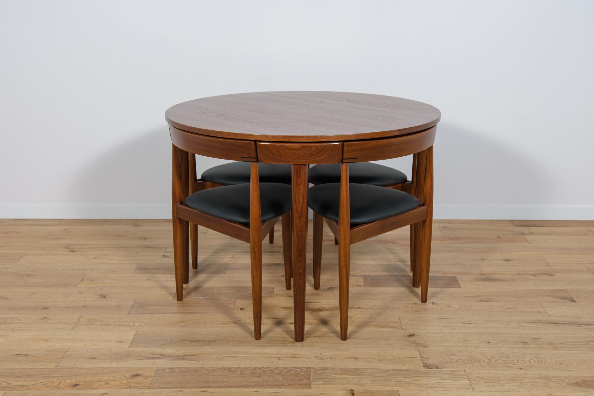 Danish Mid-Century Teak Dining Table and Chairs Set by Hans Olsen for Frem Røjle, 1950s For Sale
