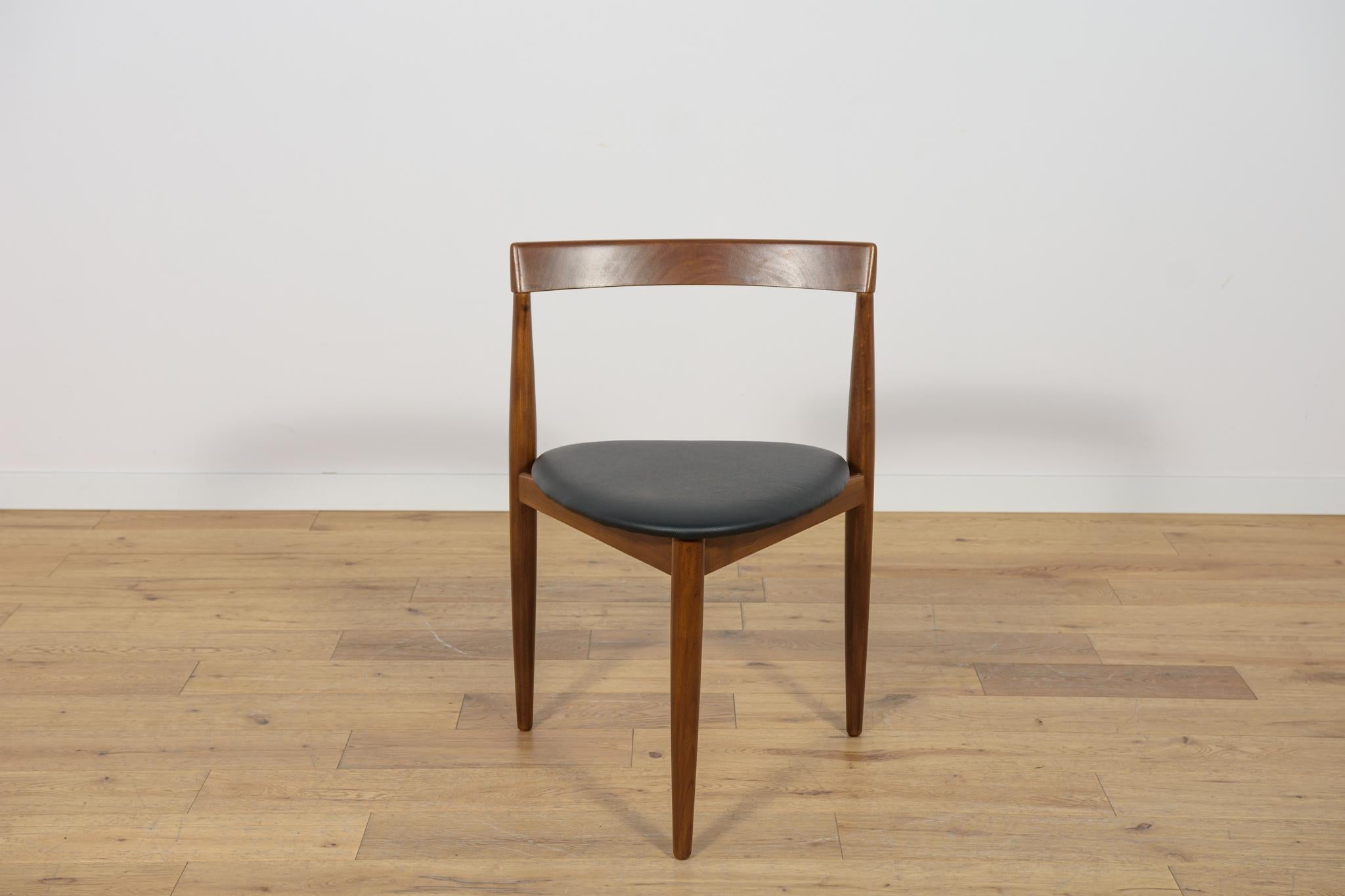 Mid-Century Teak Dining Table and Chairs Set by Hans Olsen for Frem Røjle. For Sale 9