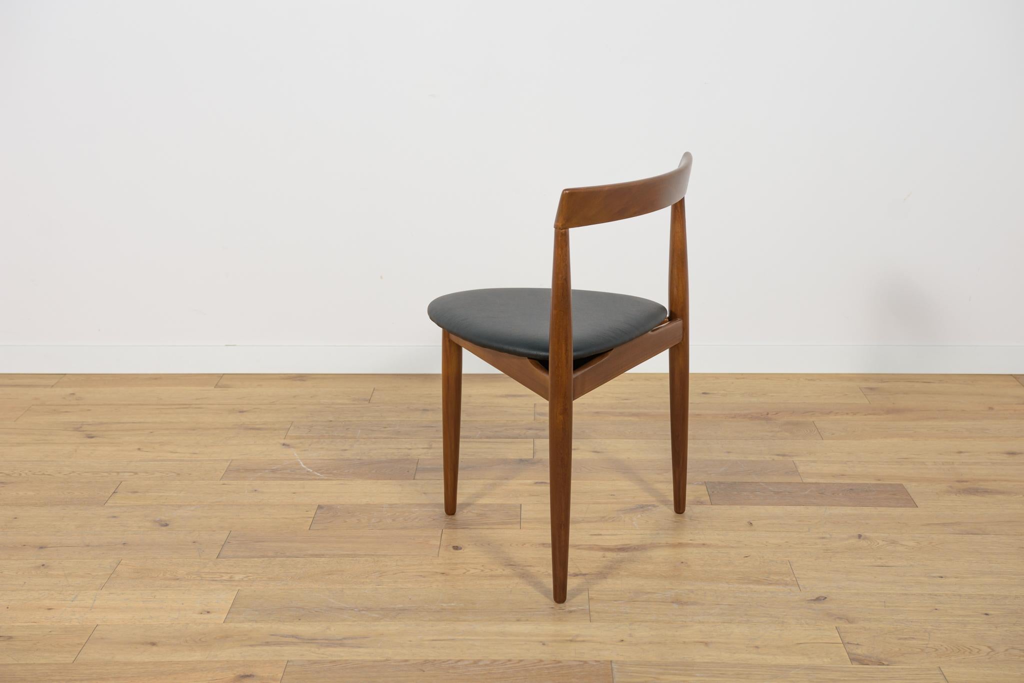 Mid-Century Teak Dining Table and Chairs Set by Hans Olsen for Frem Røjle. For Sale 11