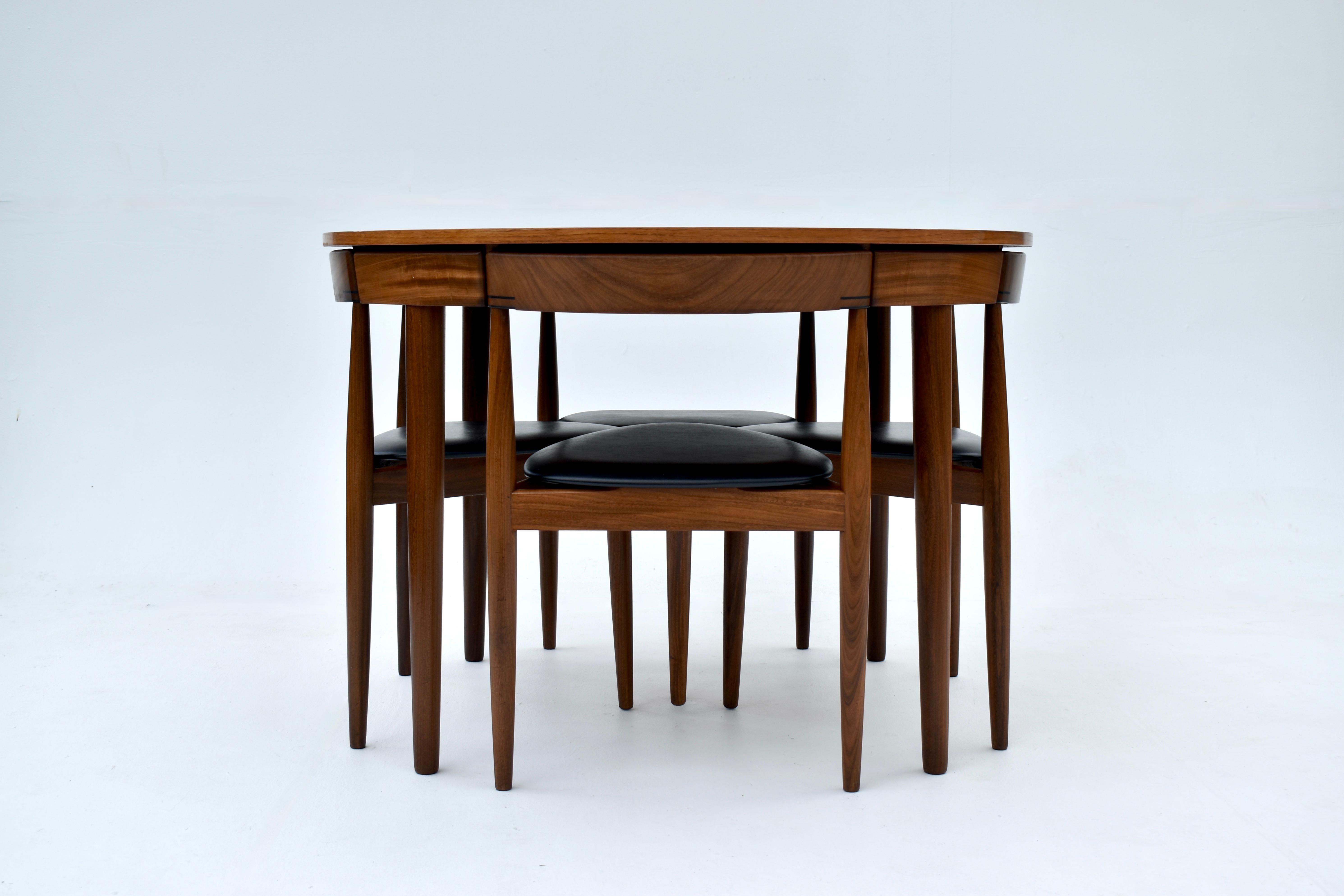 Scandinavian Modern Mid Century Teak Dining Table and Chairs Set by Hans Olsen for Frem Røjle