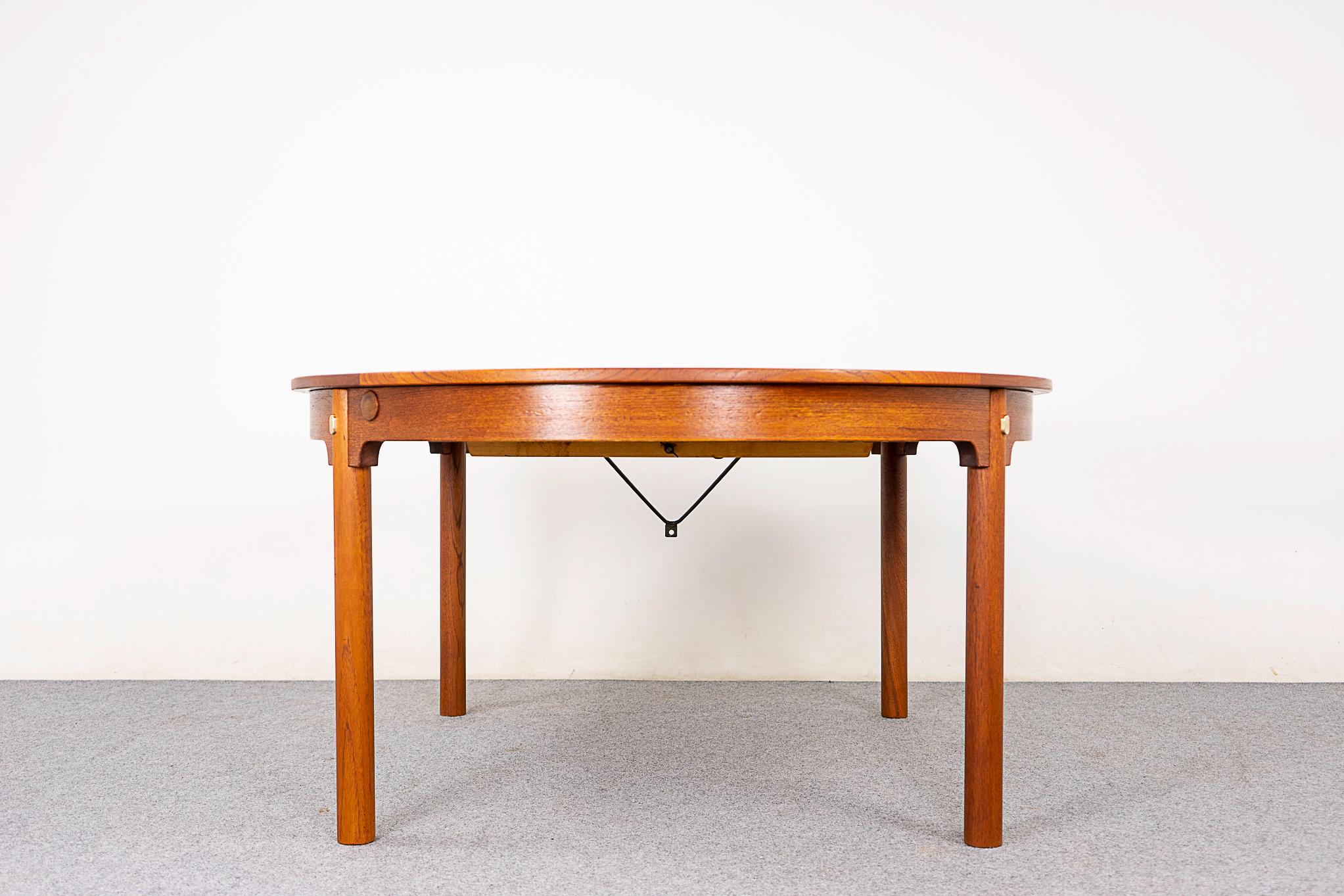 Mid-20th Century Mid-Century Teak Dining Table by Borge Mogensen For Sale