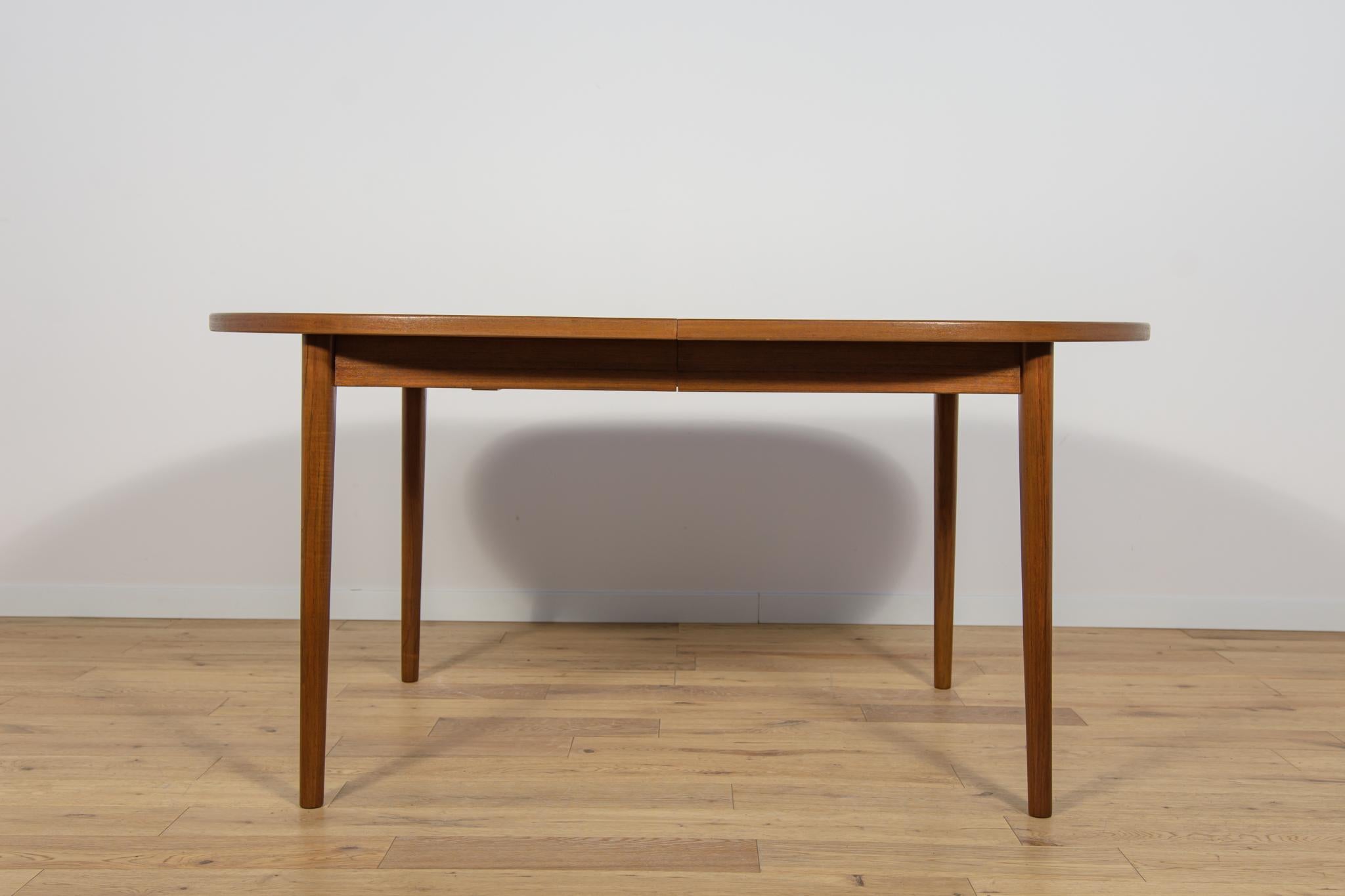 Mid-Century Modern Table de salle à manger du milieu du siècle dernier par Nils Jonsson Hugo Troeds, Suède, années 1960 en vente